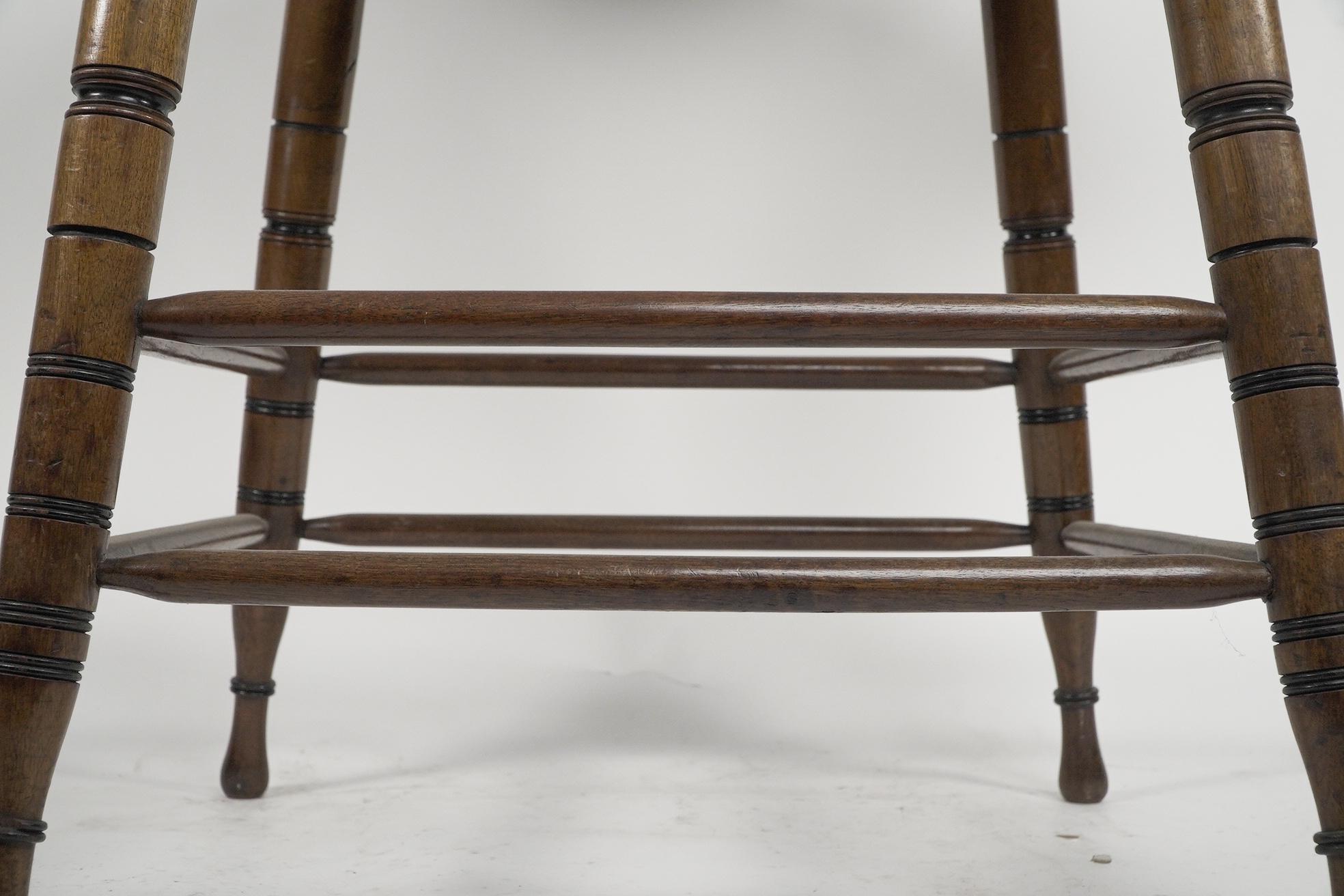 Aesthetic Movement Walnut centre table with incised circular details to the legs For Sale 5