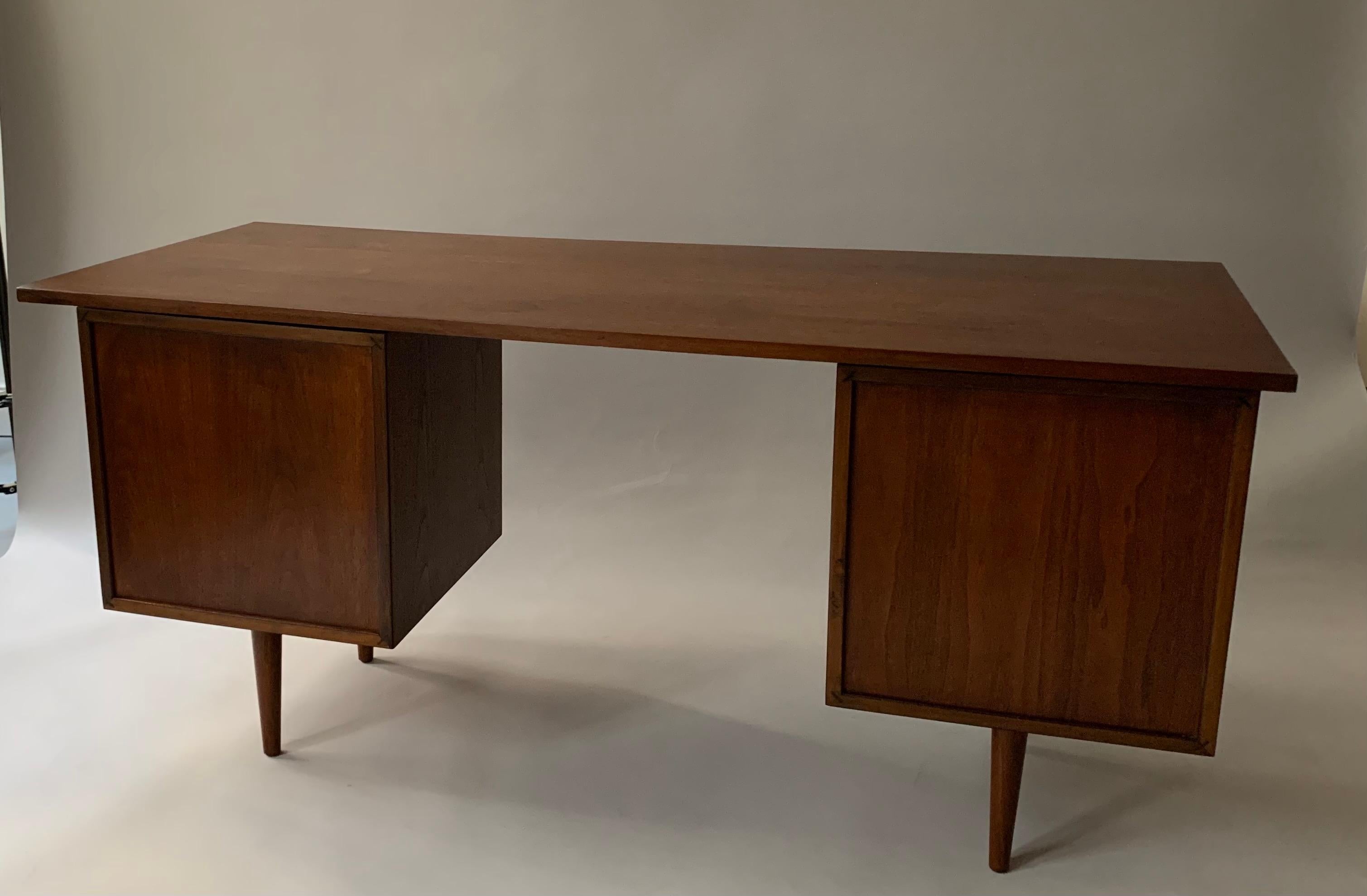 Mid-Century Modern Walnut Desk by Richard Artschwager