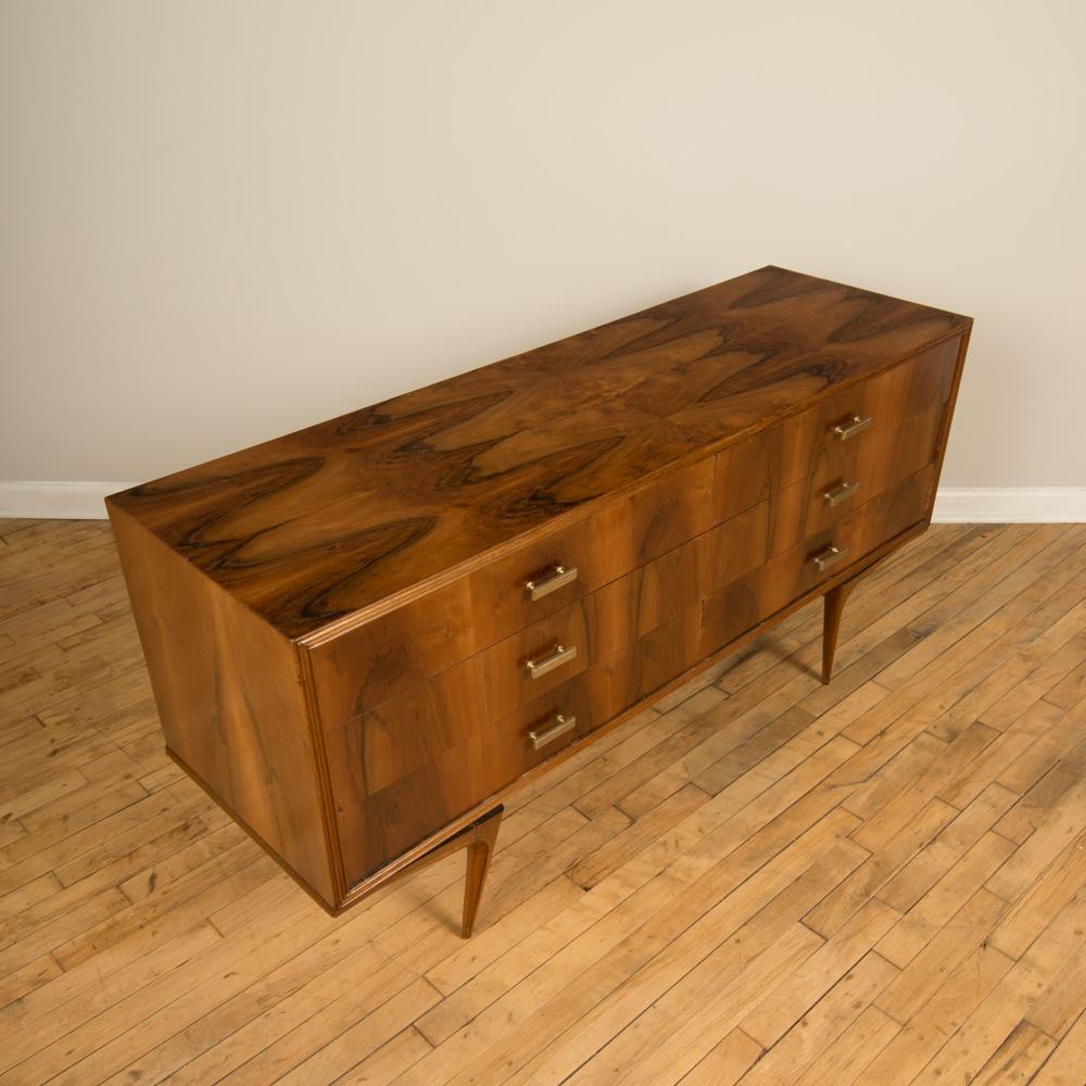 Walnut Dresser with Six Drawers in the Manner of Ico Parisi, circa 1950 6