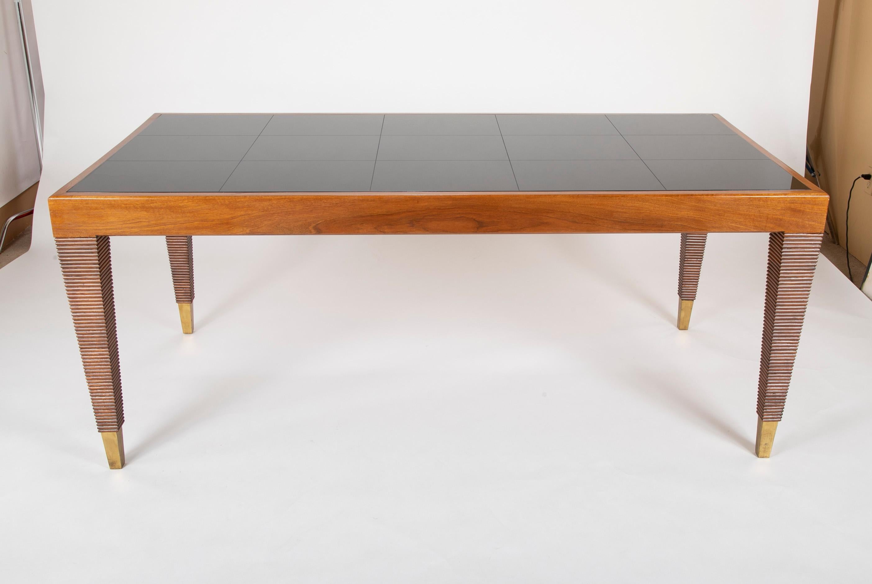 Walnut, Glass, and Brass Console Table Designed by Gio Ponti For Sale 1