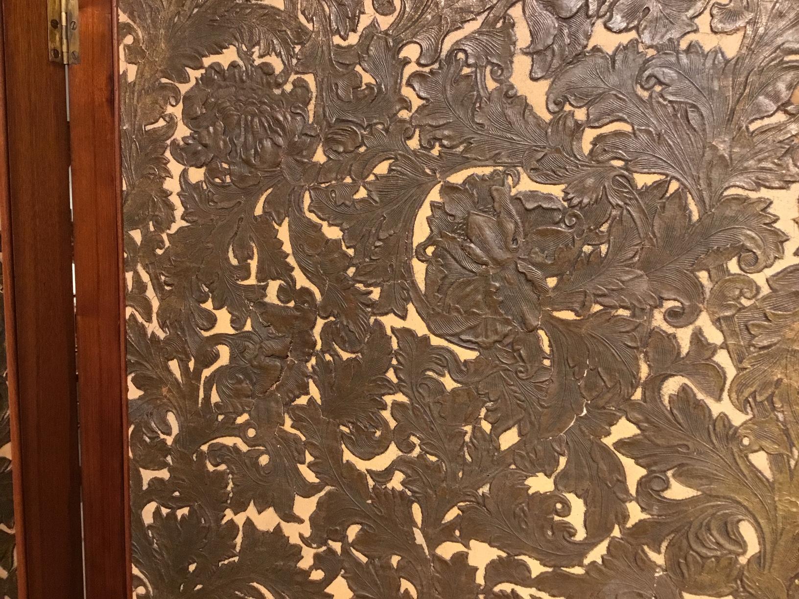 Walnut Victorian Aesthetic Period Three Fold Vanity Screen 8
