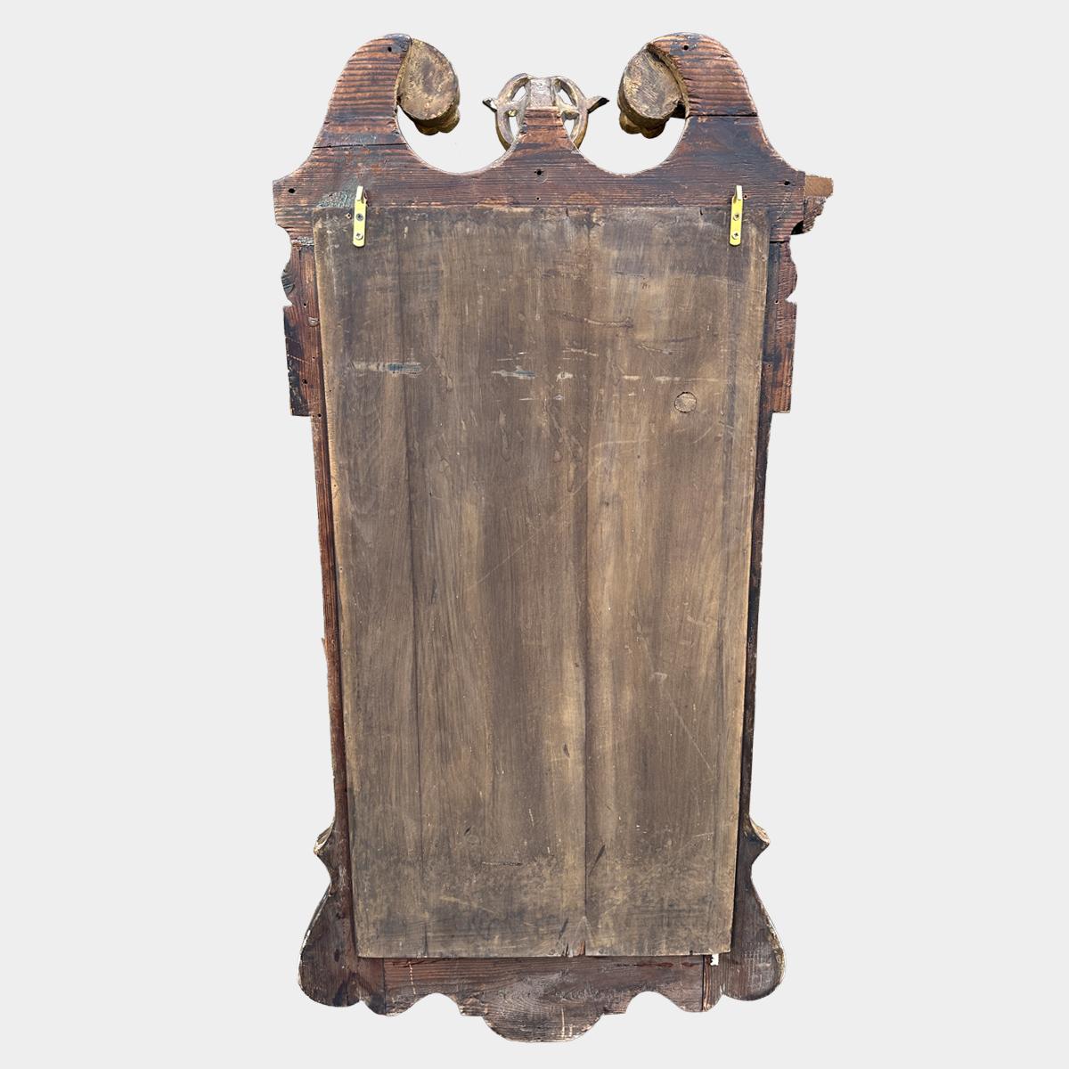 Miroir d'embarcadère George II en wanut et bois doré Bon état - En vente à London, GB