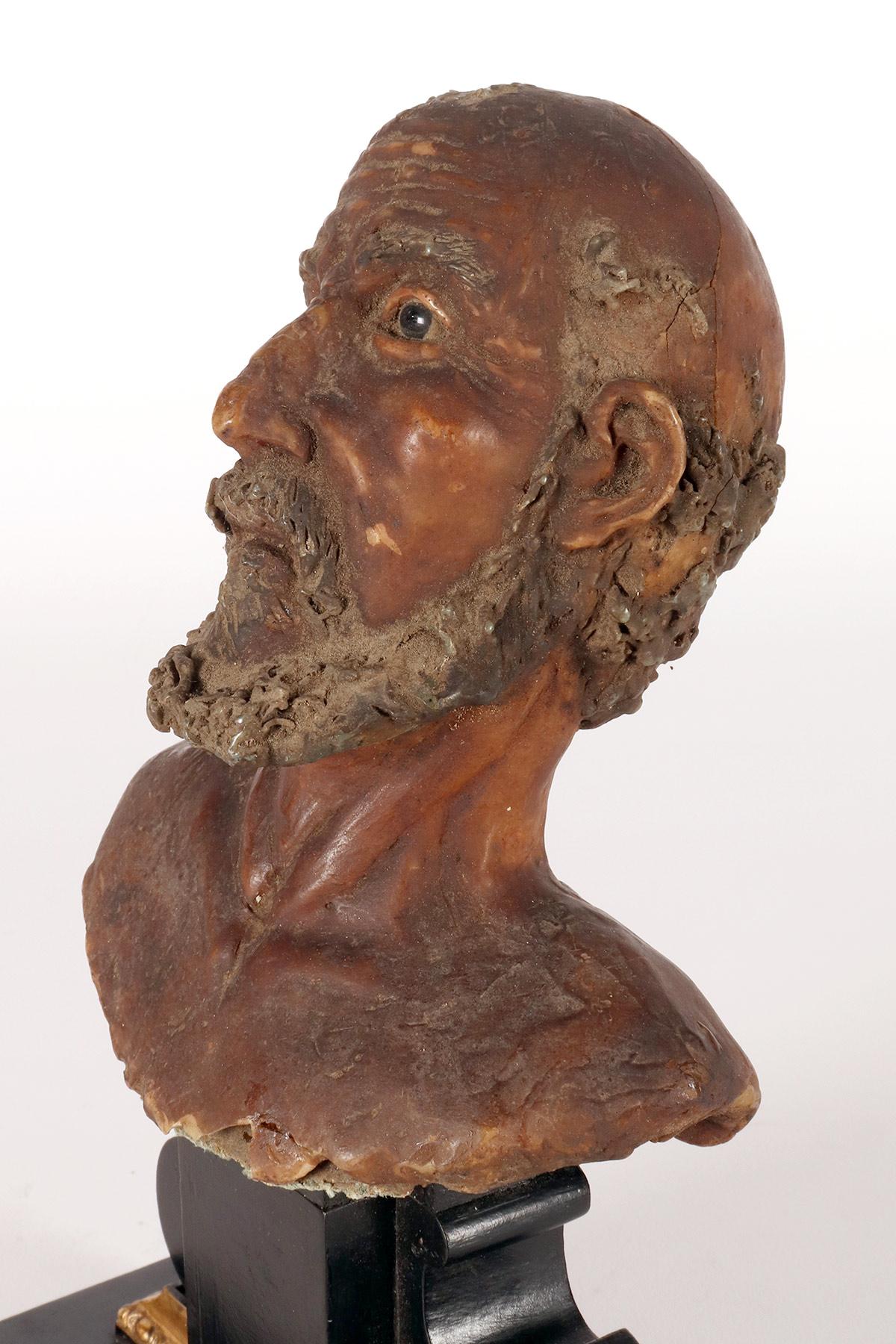 Scultura in cera (modellato in cera) di un busto di un santo, Italia fine XVIII secolo. in vendita 4