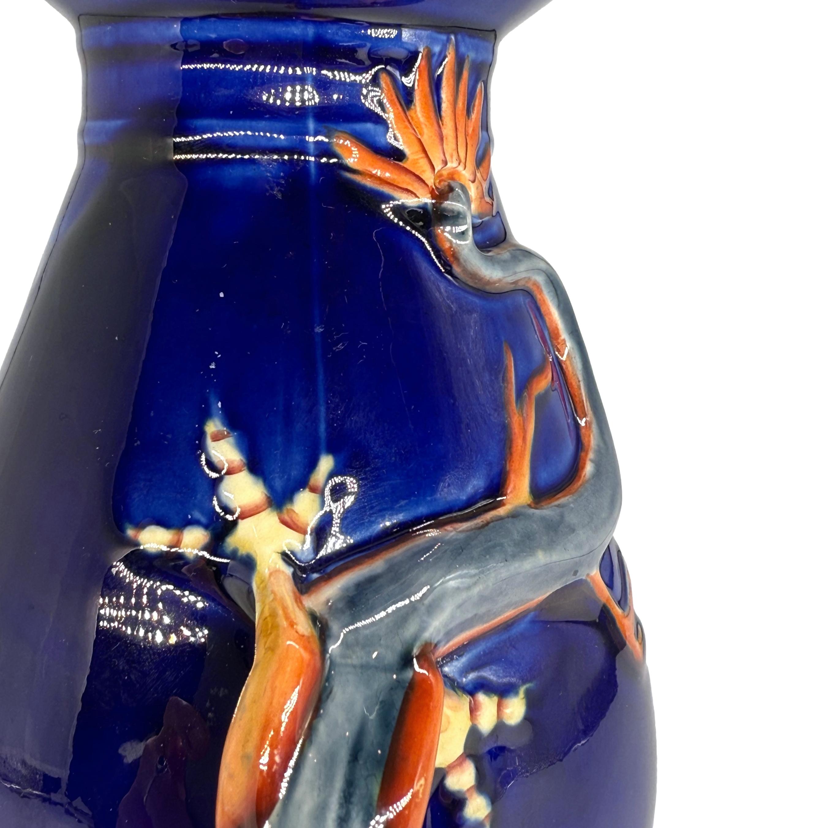 Wedgwood Majolika-Drachenkrug, Design: Hughes Protât, datiert 1878 im Angebot 2