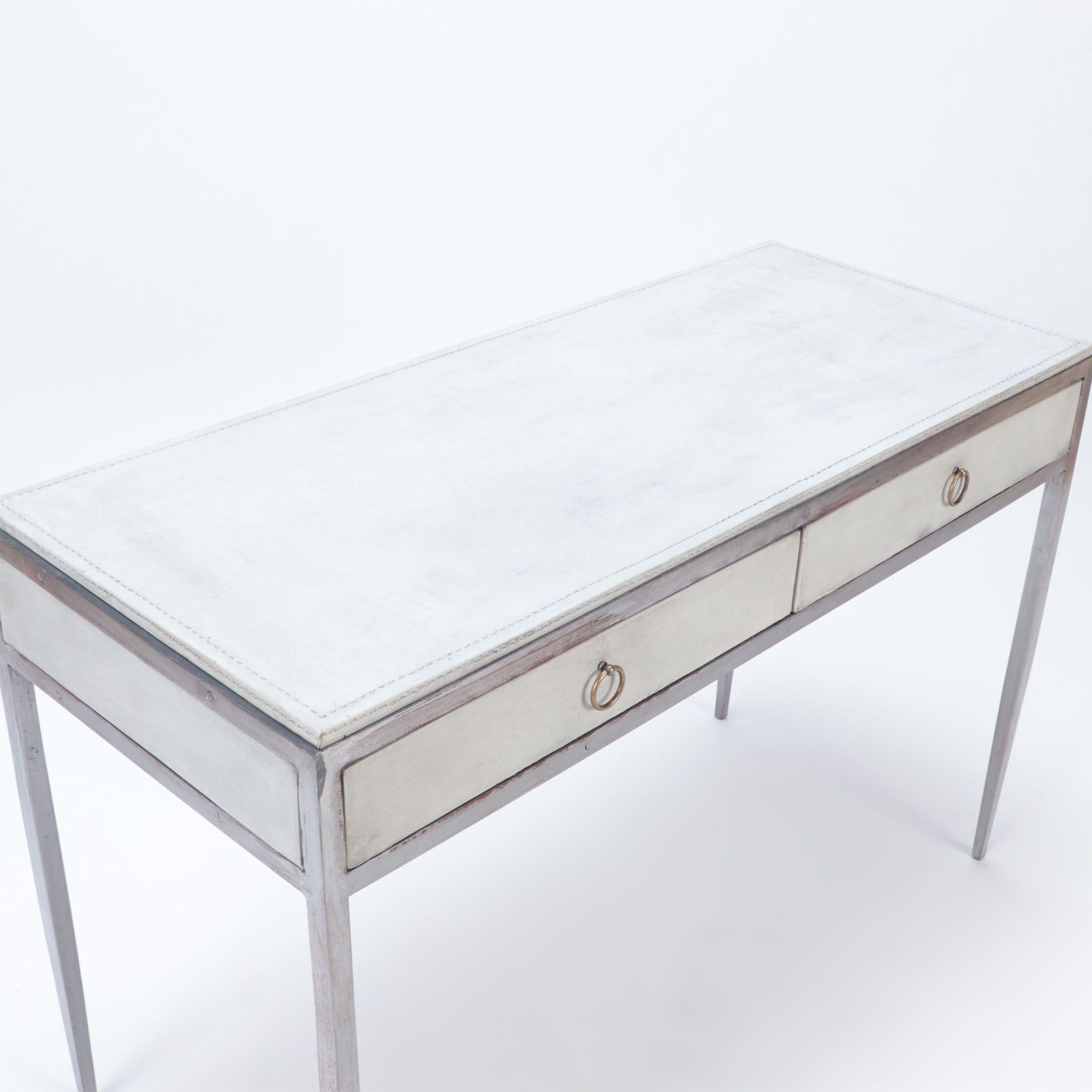 White Leather and Polished Iron Writing Desk, Contemporary In Good Condition For Sale In Philadelphia, PA