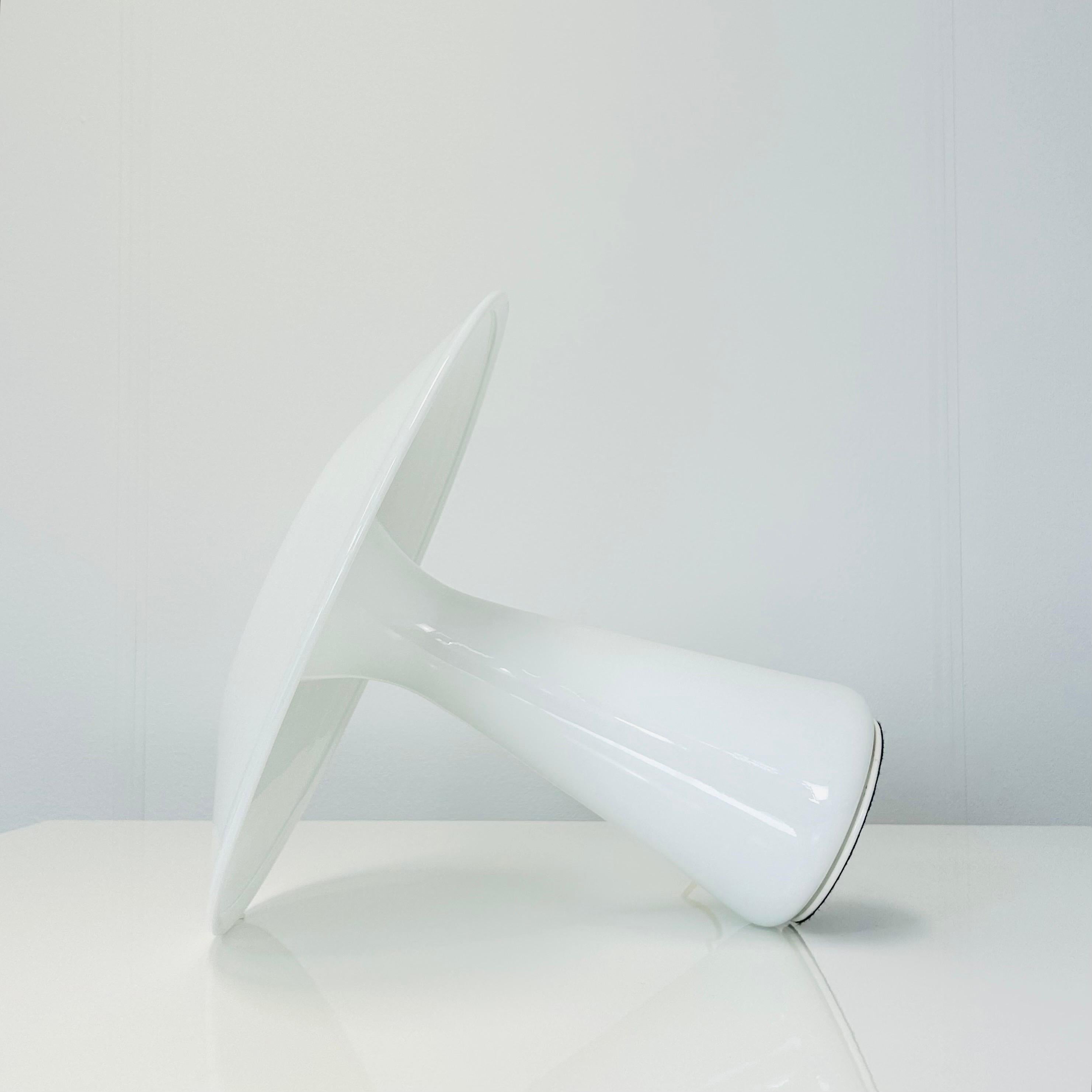 Late 20th Century A white Mushroom Glass Desk Lamp by Sidse Werner for Holmegaard, 1980s, Denmark For Sale