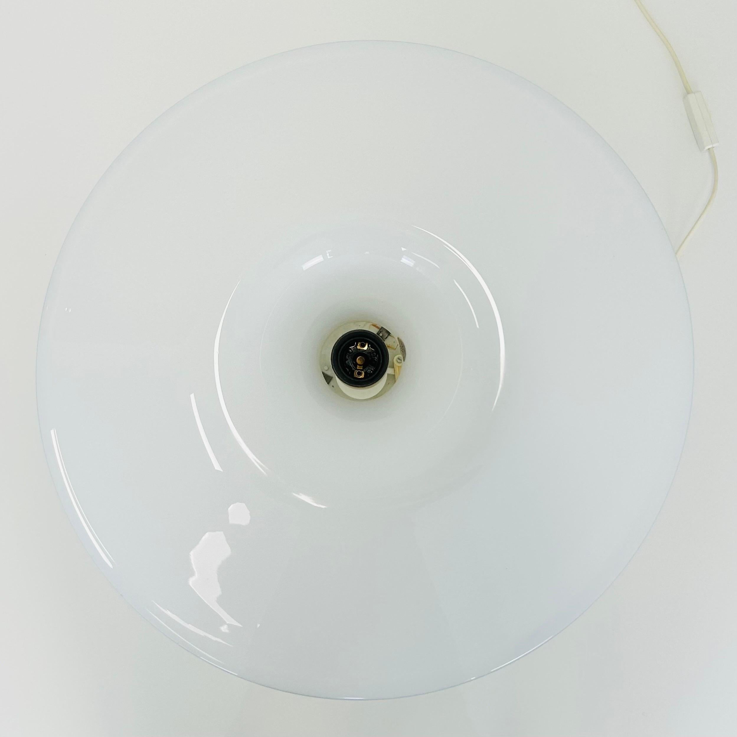 Lampe de bureau en verre champignon blanc de Sidse Werner pour Holmegaard, années 1980, Danemark en vente 2