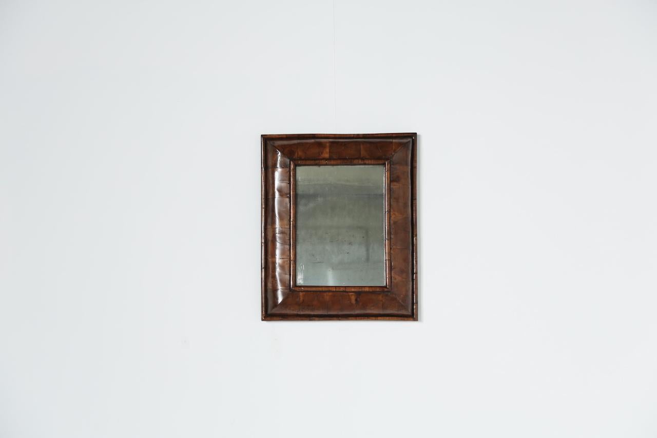 Espejo de cojín William & Mary, Siglo XVII, Inglaterra Guillermo y María en venta