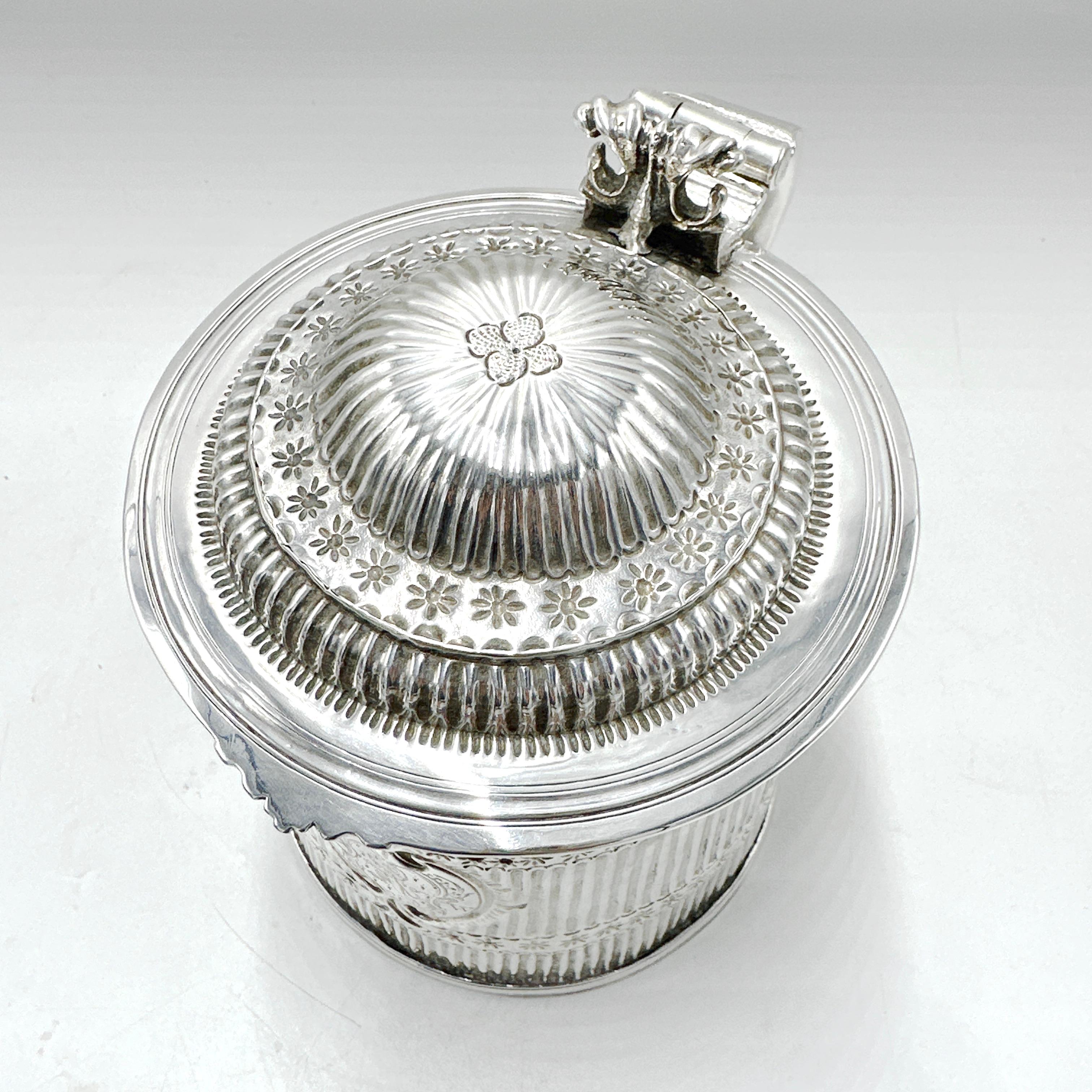 Jarra de plata de ley de Guillermo III, John Ruslen, Londres, 1694-95 3