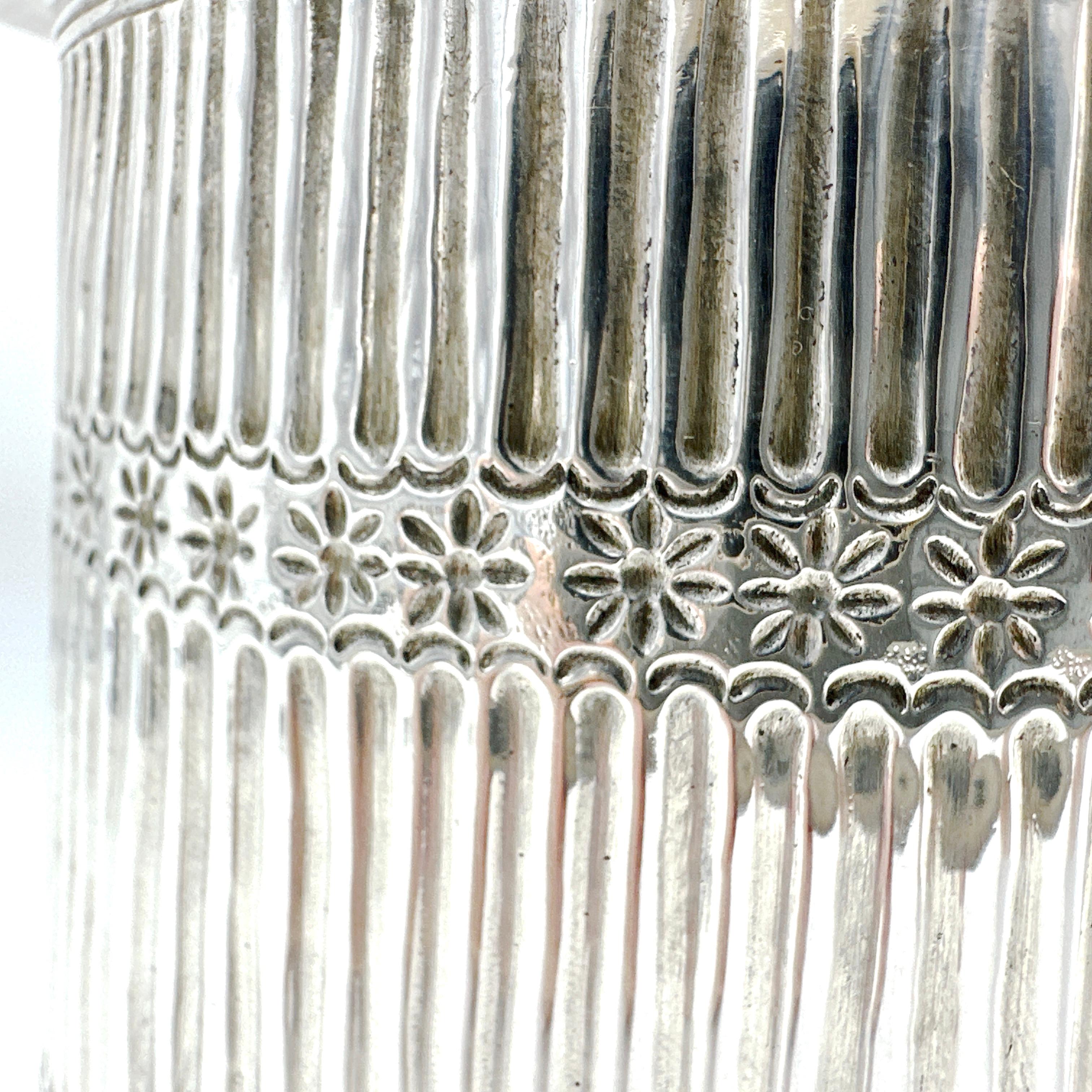 Jarra de plata de ley de Guillermo III, John Ruslen, Londres, 1694-95 6