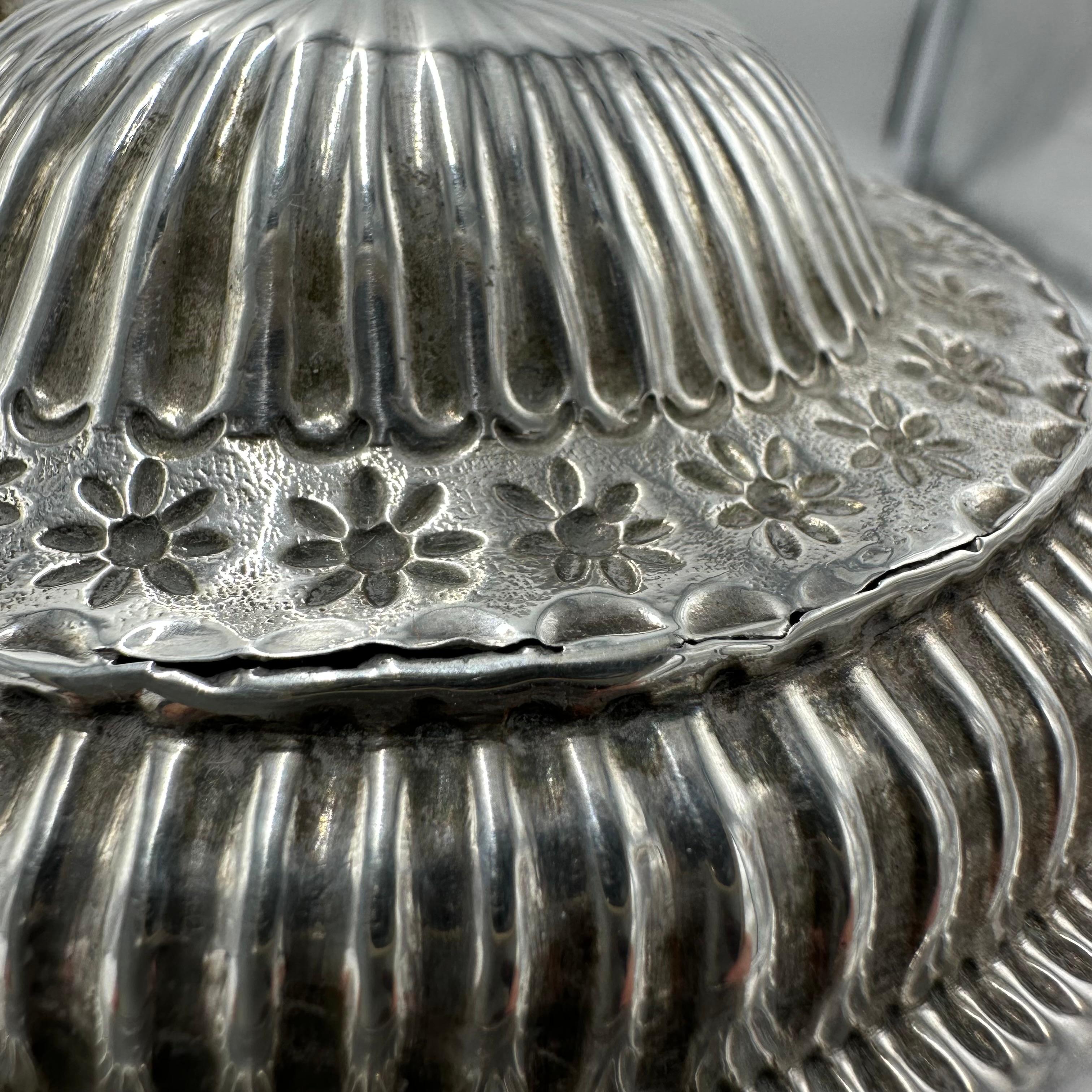 Jarra de plata de ley de Guillermo III, John Ruslen, Londres, 1694-95 11