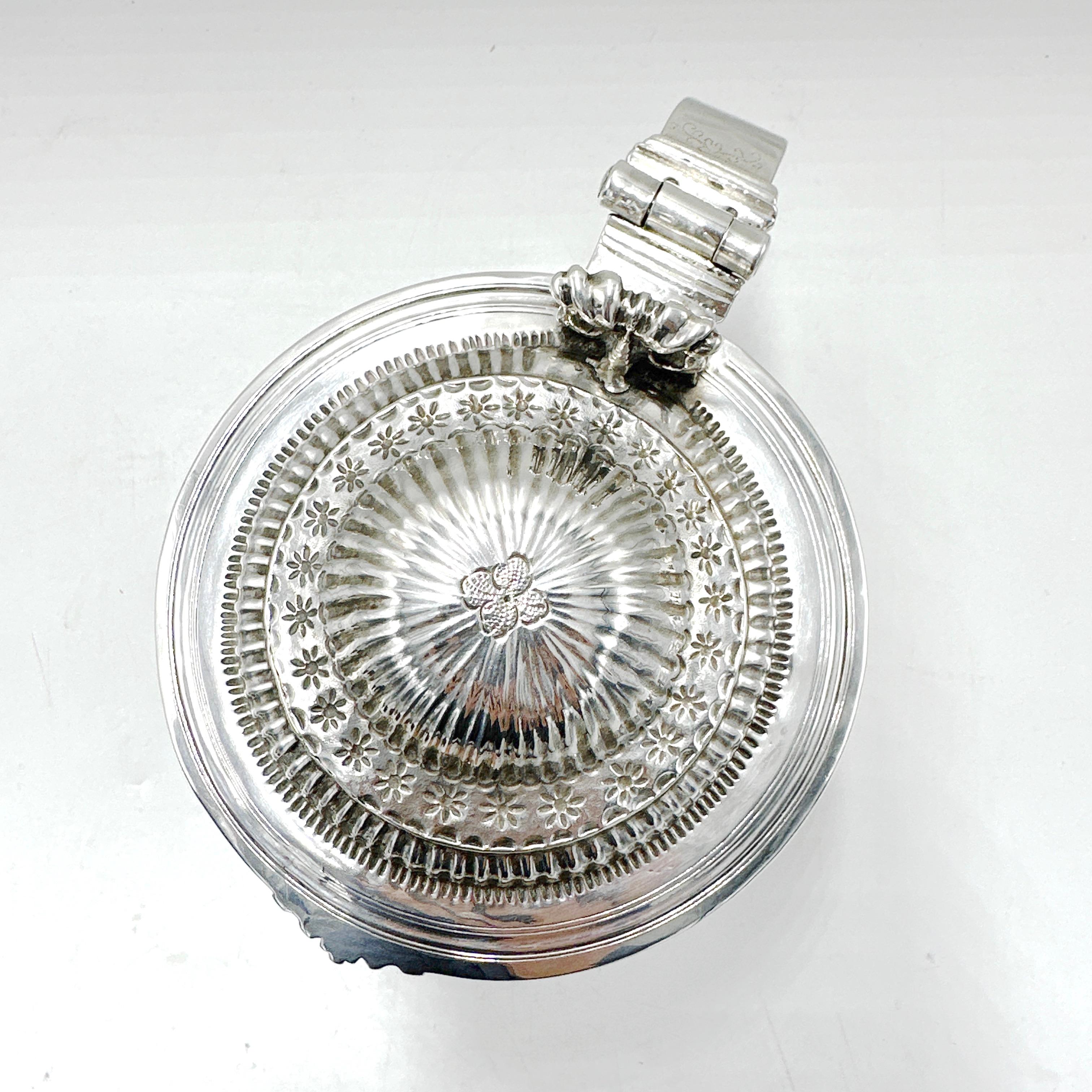 Jarra de plata de ley de Guillermo III, John Ruslen, Londres, 1694-95 2