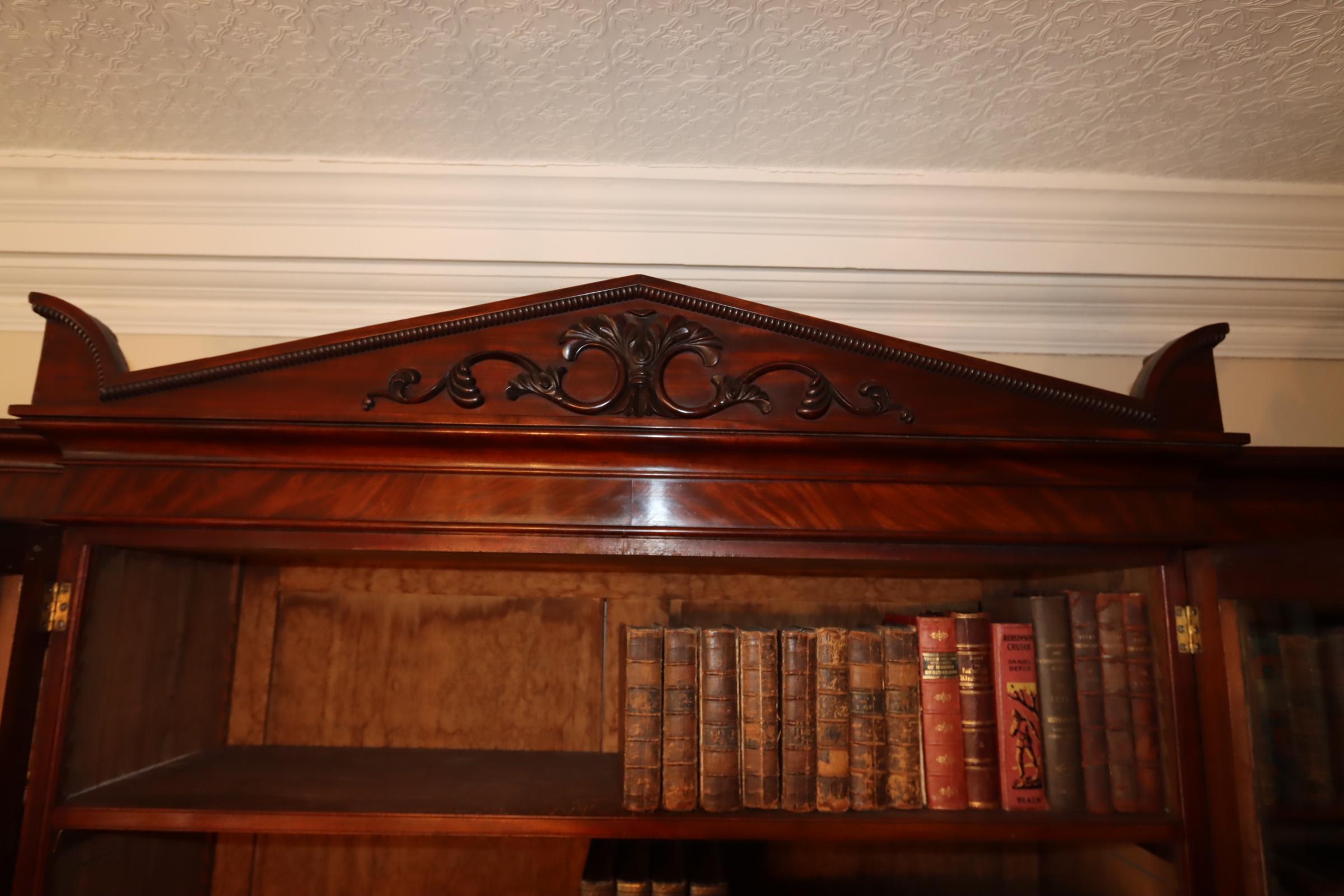 A William IV Mahogany Secretaire Bookcase, Circa 1830 For Sale 2