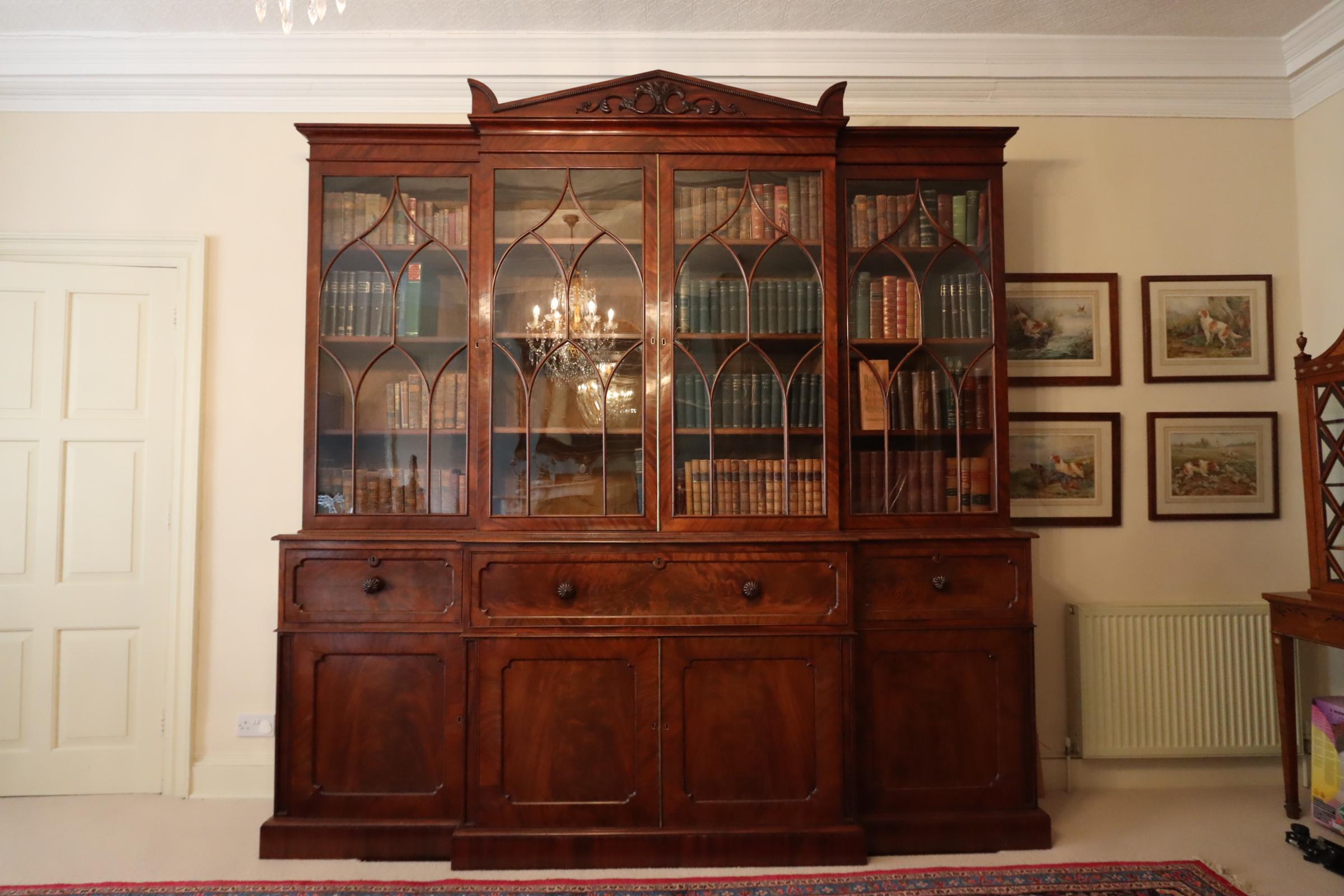 Sekretär-Bücherregal aus Mahagoni im William-IV-Stil, um 1830 im Angebot 3