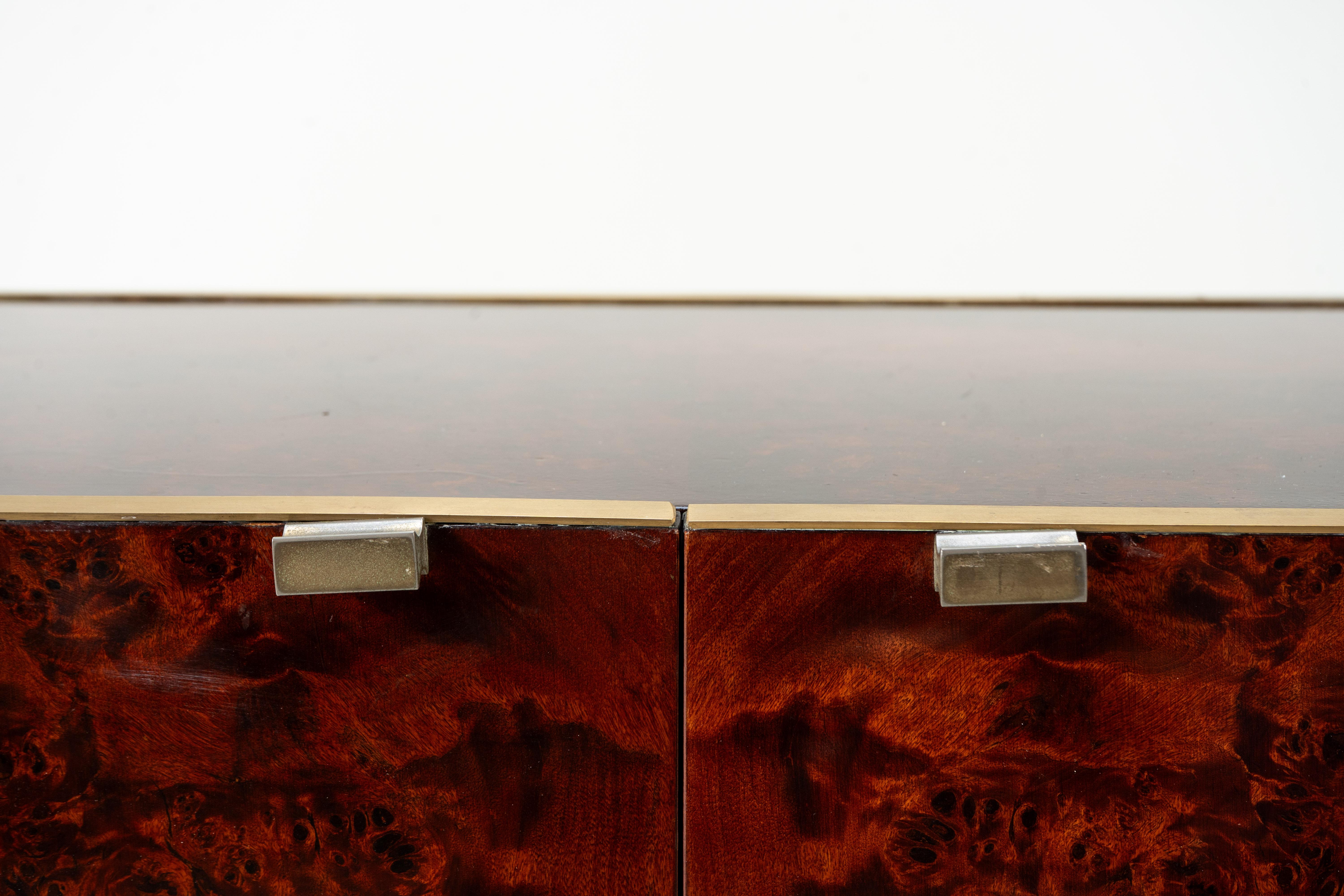 20ième siècle Commode Willy Rizzo avec deux portes et garniture en laiton en vente