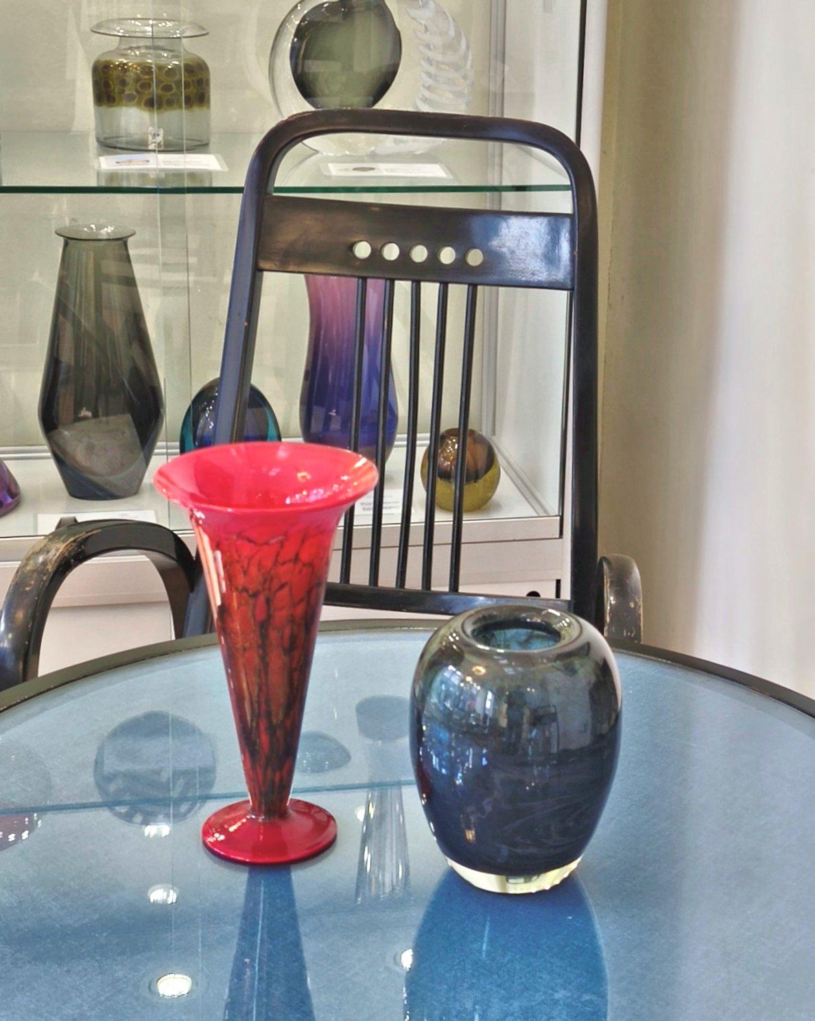 Vetro Un vaso art déco A.M.F. 