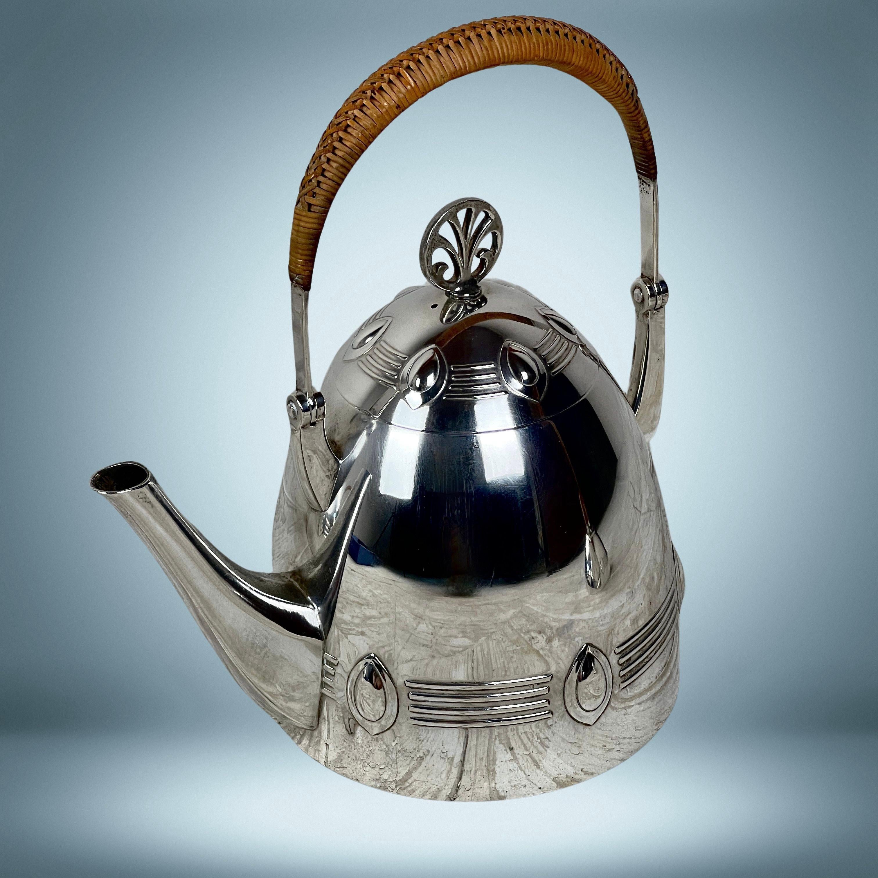 A WMF Silver Plate Jugendstil Tea And Coffee Set Circa 1906 In Good Condition In London, GB