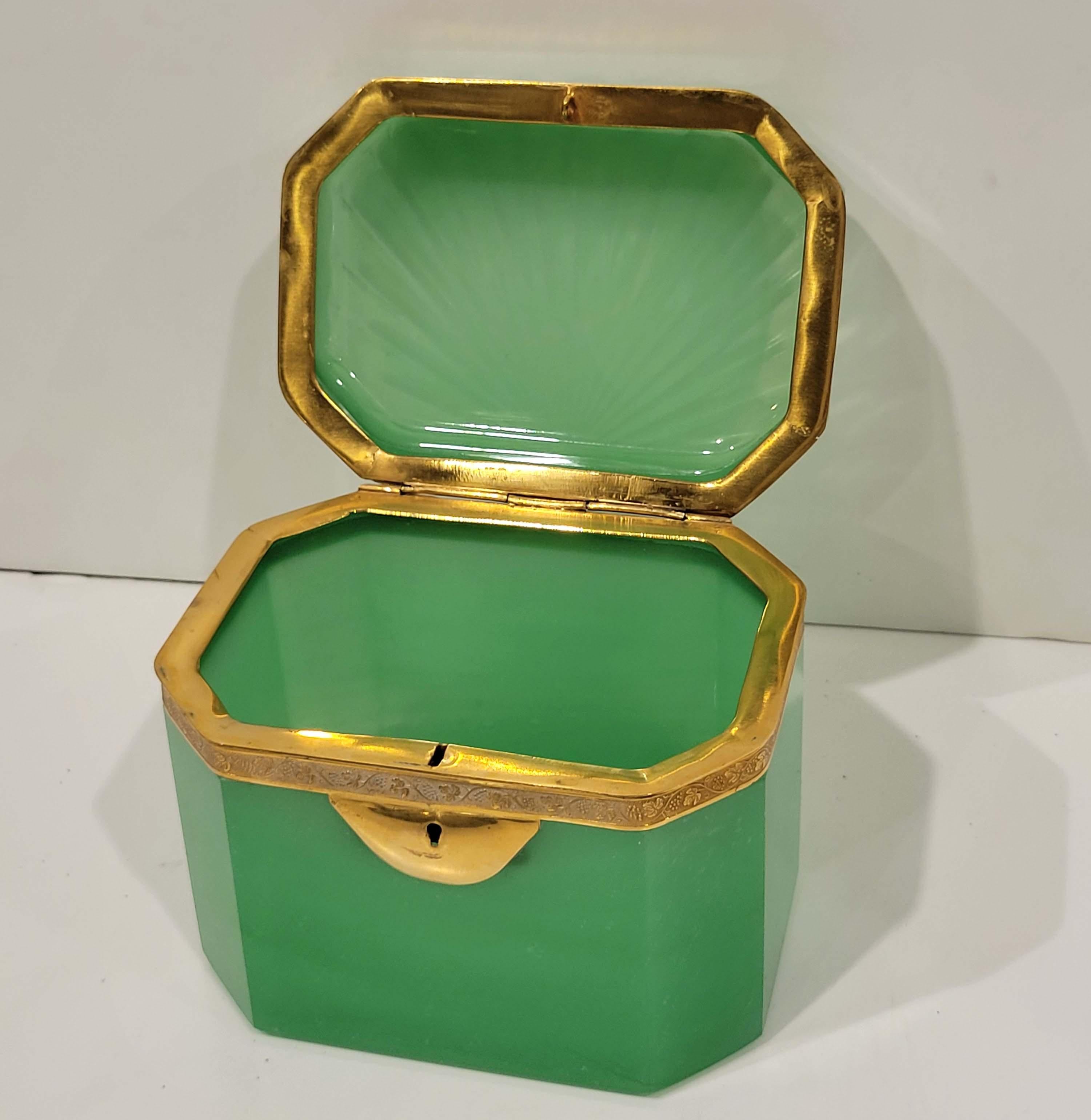 Woderful French Green Opaline Trinket Box Circa 1840 1