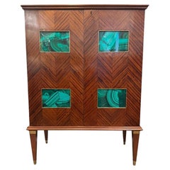 Wunderschöner zweitüriger Barschrank von Paolo Buffa aus dem Jahr 1950 mit Malachitimitatplatten