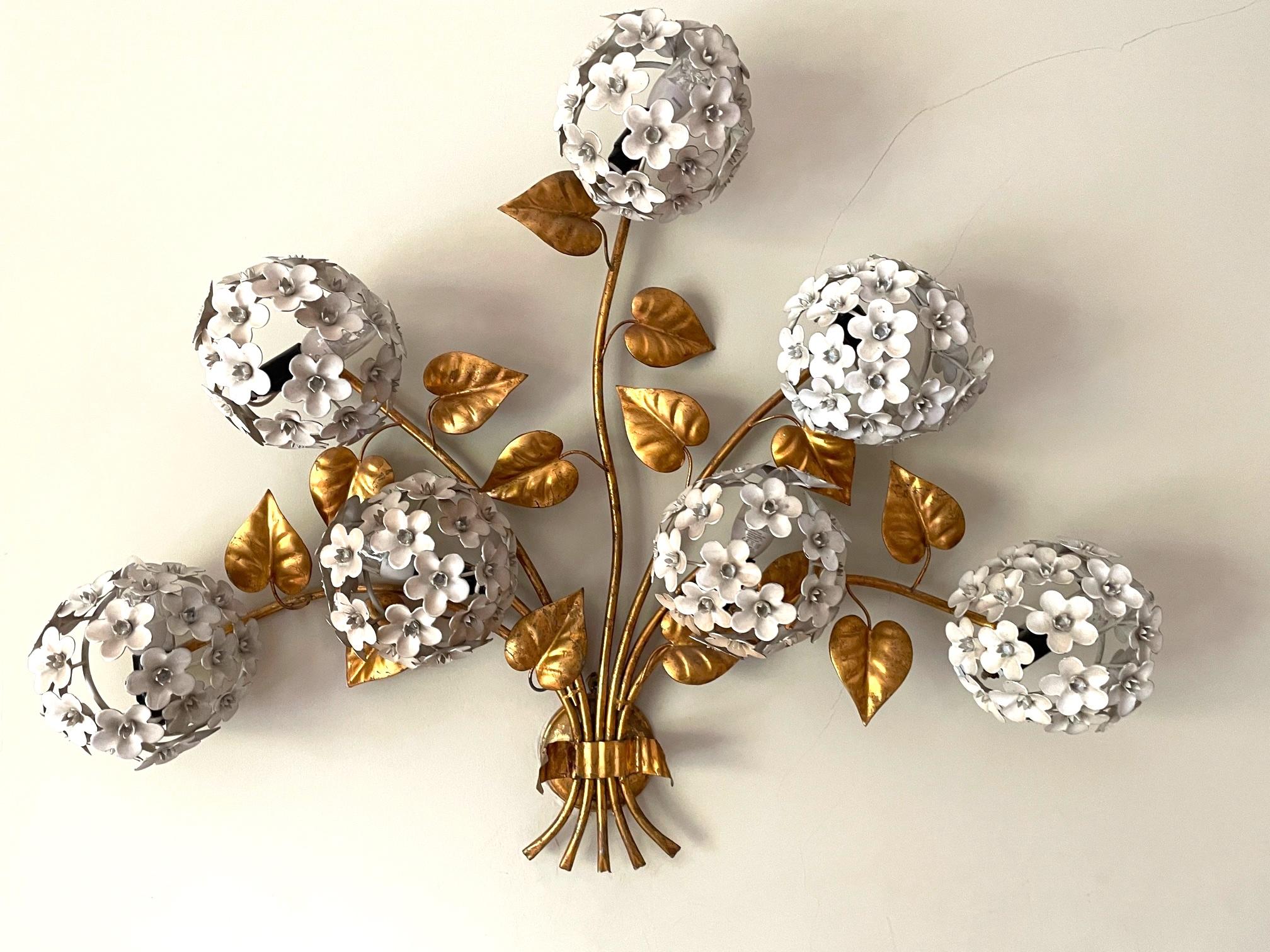 Wonderful 1950s Hydrangea Wall Light with Seven Lights Behind the Flowers 2
