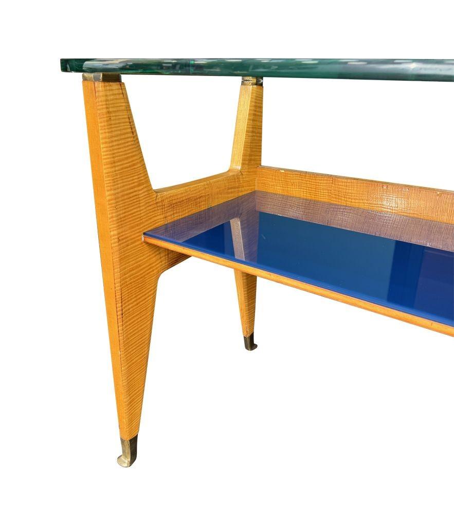 A wonderful 1950s marquetry maplewood console dresser desk by Vittorio Dassi en vente 9
