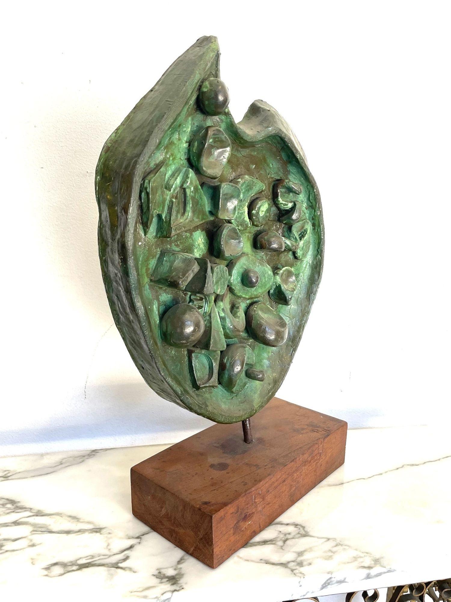 Fiberglass A wonderful 1950s signed abstract fibreglass sculpture by Ron Hitchins For Sale