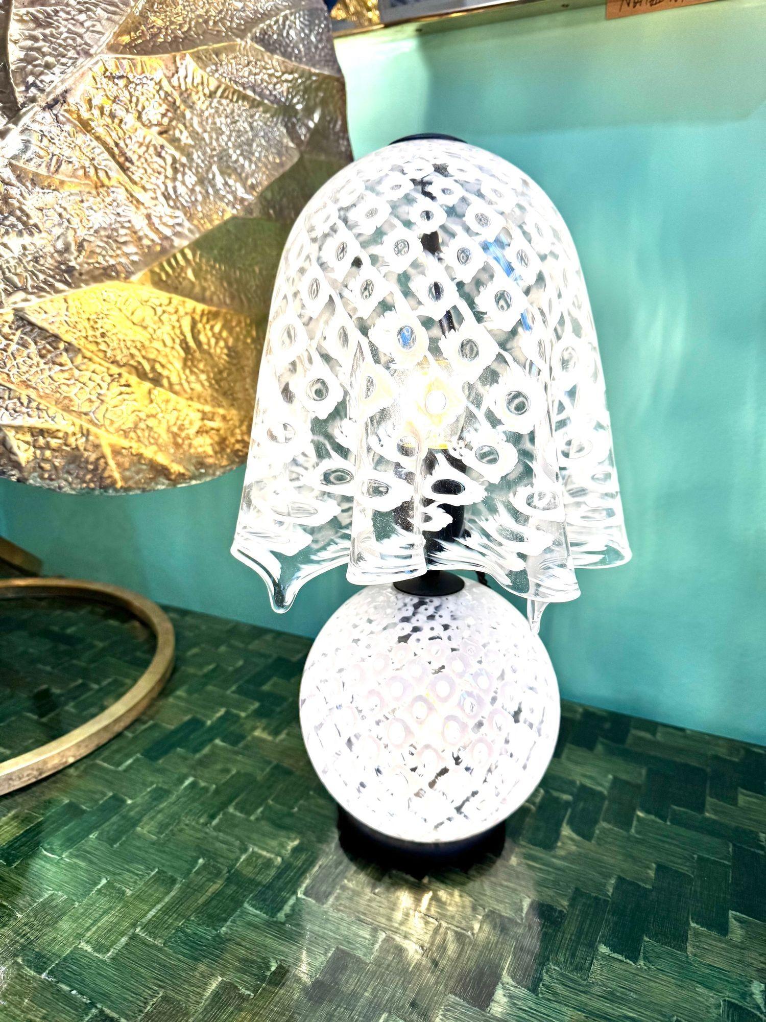 Una meravigliosa lampada a fazzoletto in vetro di Murano degli anni '70 di La Murrina In condizioni buone in vendita a London, GB
