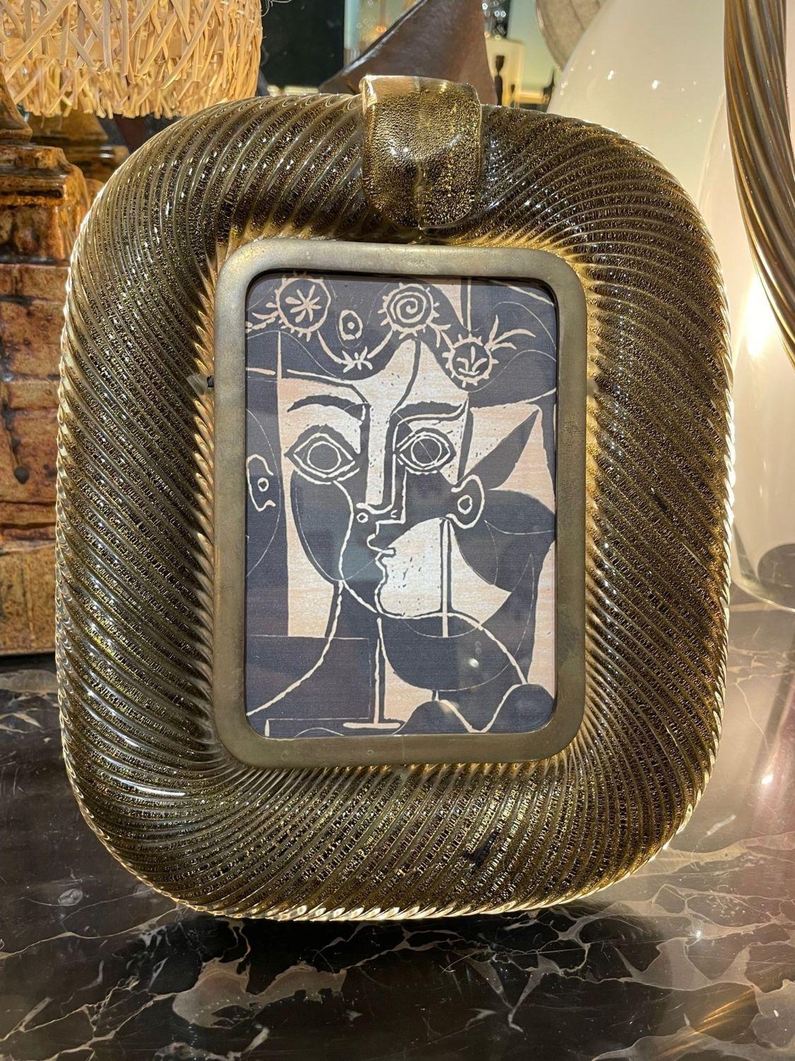 A wonderful Italian 1960s Murano glass and brass frame by Tommaso Barbi For Sale 3