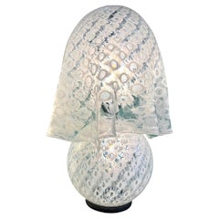 Una meravigliosa grande lampada a fazzoletto in vetro di Murano degli anni '70, firmata La Murrina