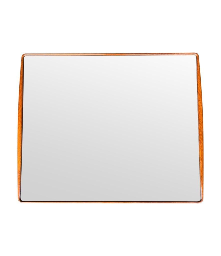A wonderful, large Italian 1950s mirror by Ico Parisi with curved walnut frame For Sale 5