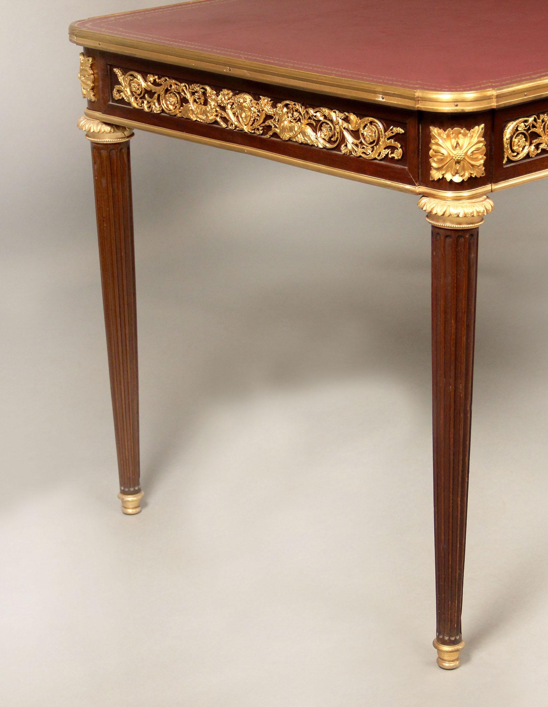 A Wonderful Late 19th Century Gilt Bronze Mounted Louis XVI Style Desk In Good Condition For Sale In New York, NY