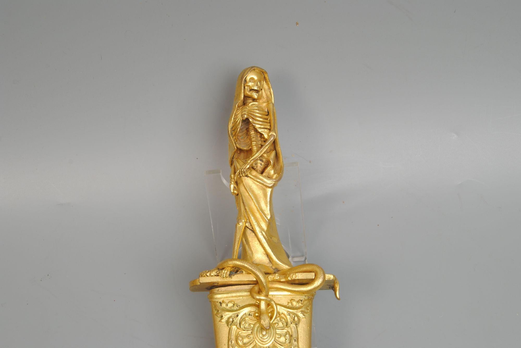 Inciso Un meraviglioso pugnale rituale in ormolu in vendita