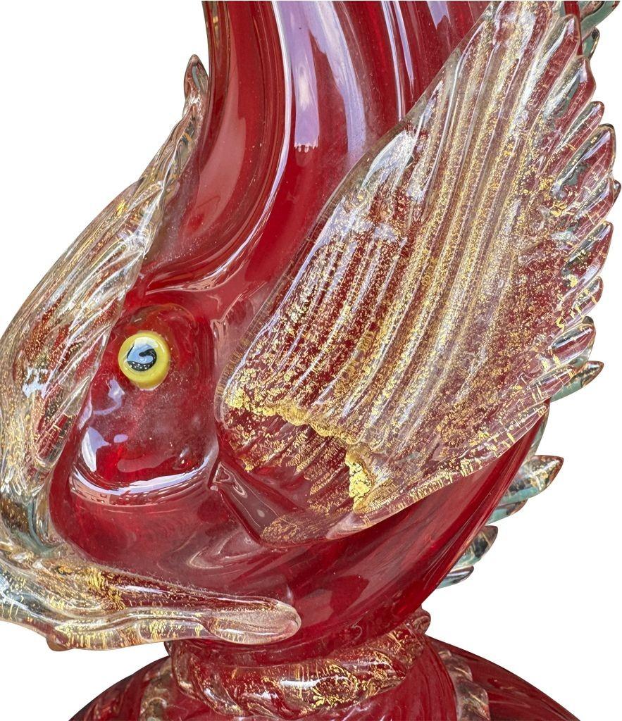 Splendida coppia di lampade a delfino di Murano rosse e dorate degli anni '40 di Barovier&Toso in vendita 7