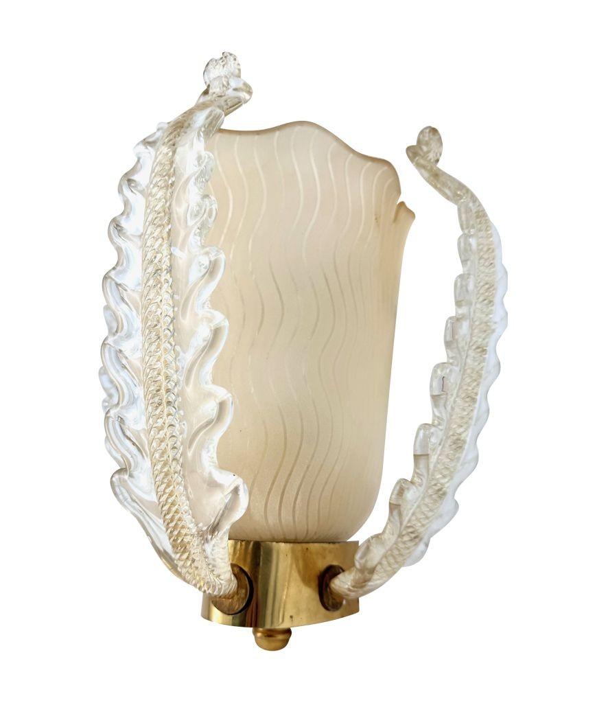 Ein wunderschönes Paar Murano-Glas-Wandleuchter aus den 1950er Jahren von Barovier und Toso im Angebot 7