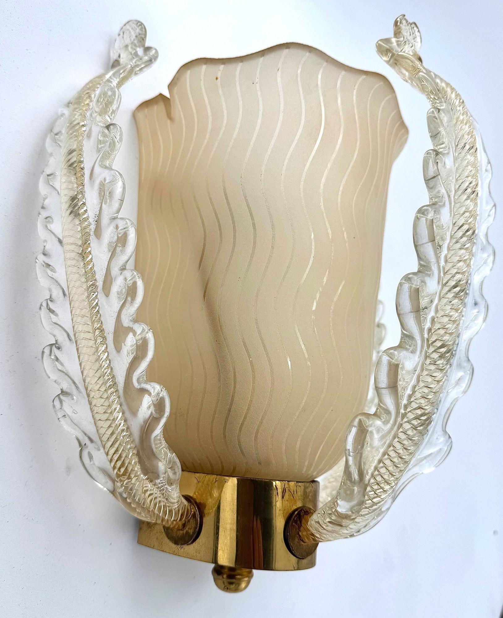 Ein wunderschönes Paar Murano-Glas-Wandleuchter aus den 1950er Jahren von Barovier und Toso im Angebot 13