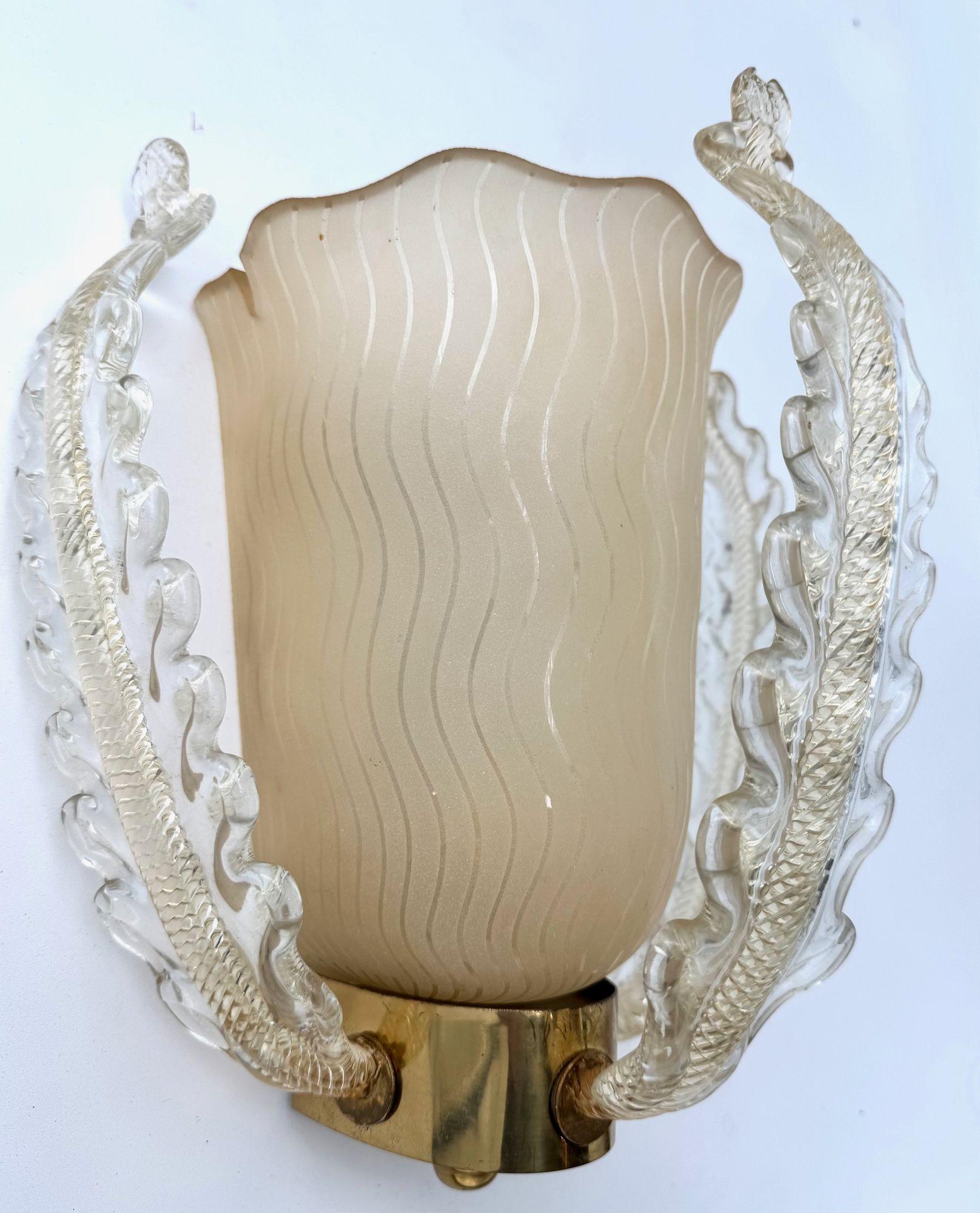 Ein wunderschönes Paar Murano-Glas-Wandleuchter aus den 1950er Jahren von Barovier und Toso im Angebot 4