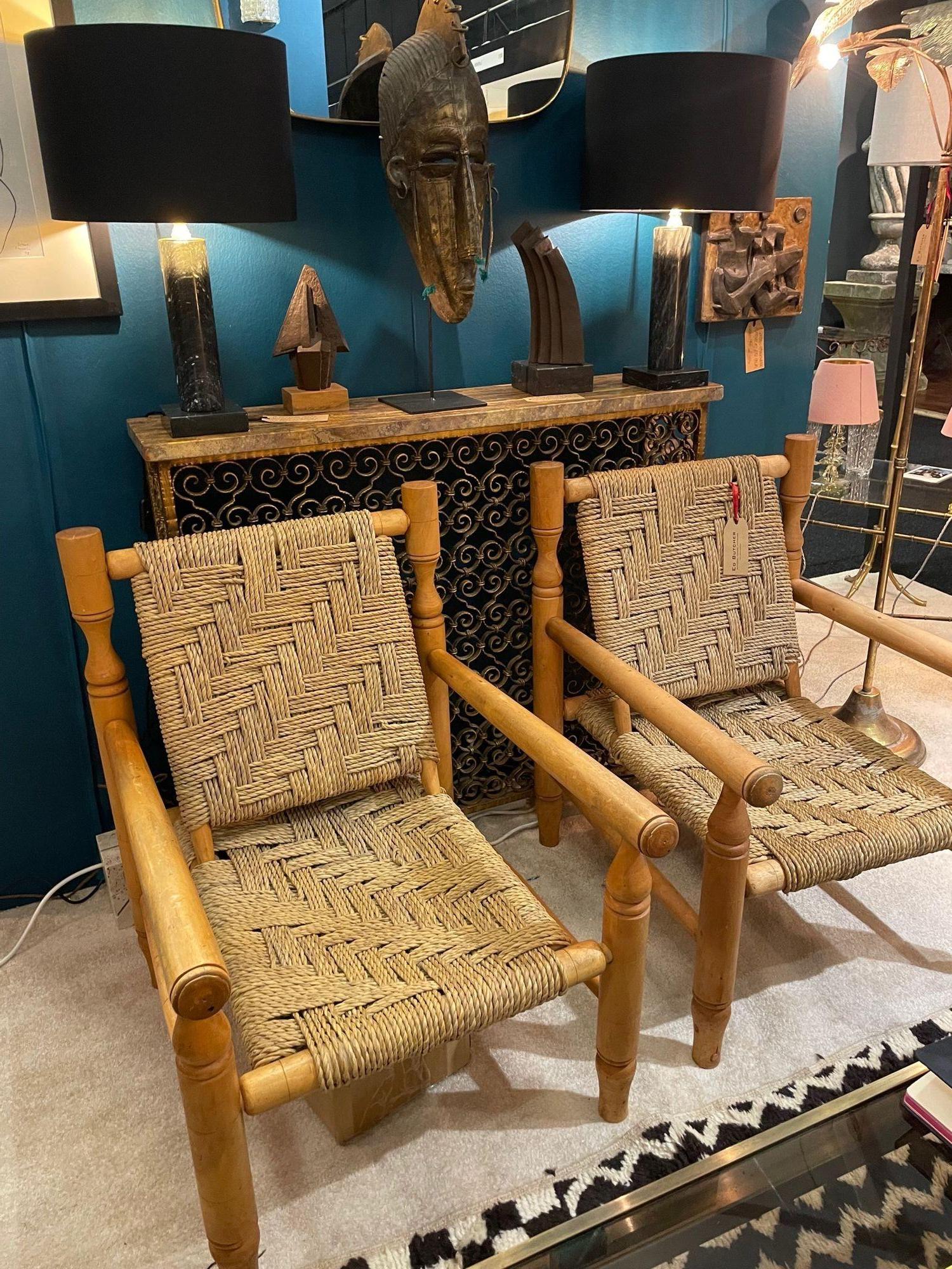 Ein wunderbares Paar Sessel aus den 1960er Jahren von Adrien Audoux und Frida Minet (Französisch) im Angebot