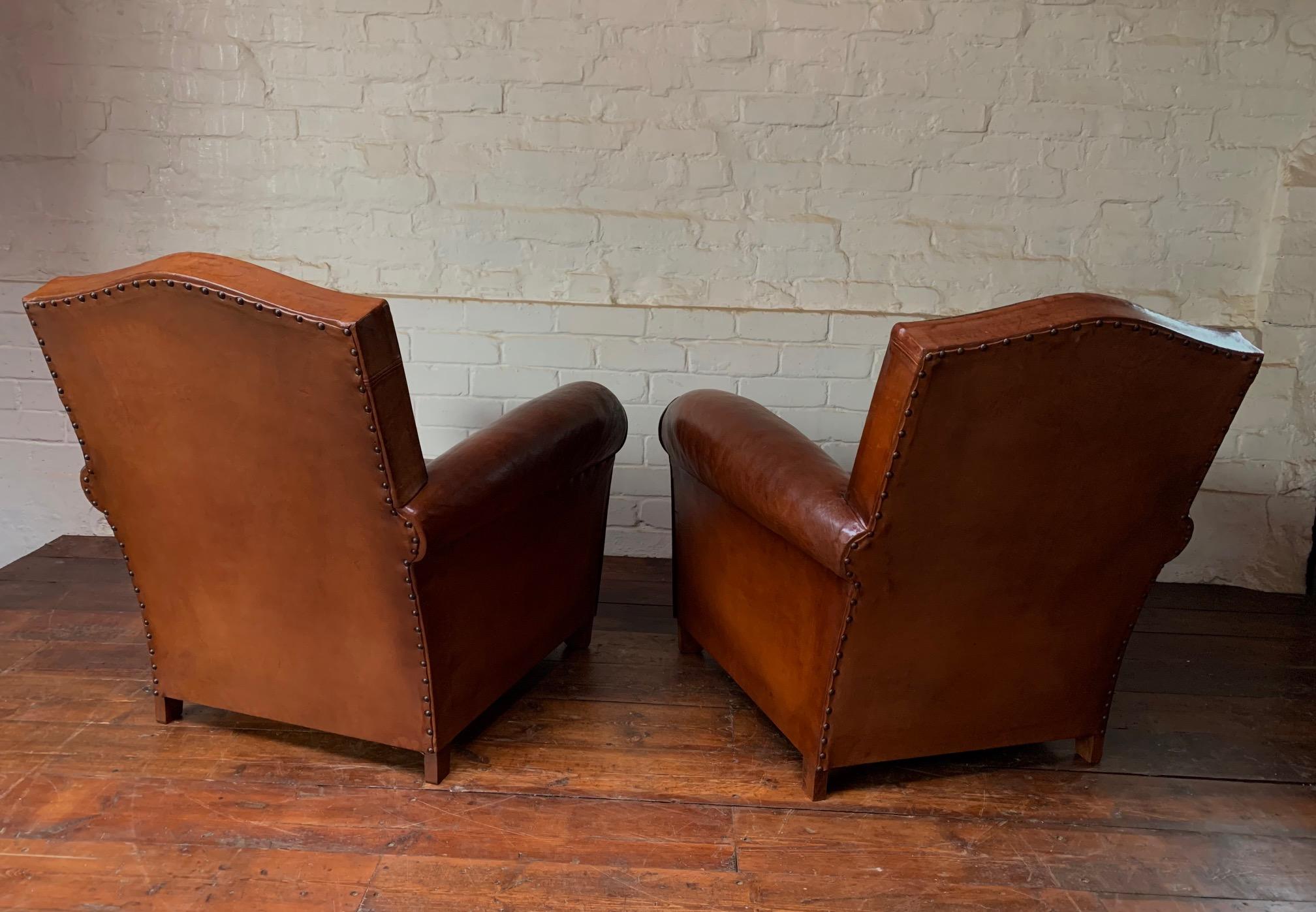A Wonderful Pair of French Leather Club Chairs Chapeau du Gendarme Models, C1950 In Excellent Condition For Sale In Hastings, GB