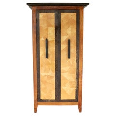 Un mobile in legno, Francia anni '90.