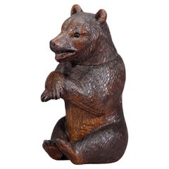 A Wooden Carved Black Forest Bear Humidor ca. 1900s