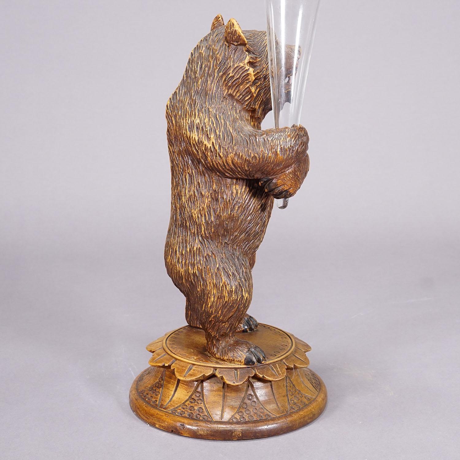 A Wooden Carved Black Forest Bear with Glass Vase ca. 1920 For Sale 3
