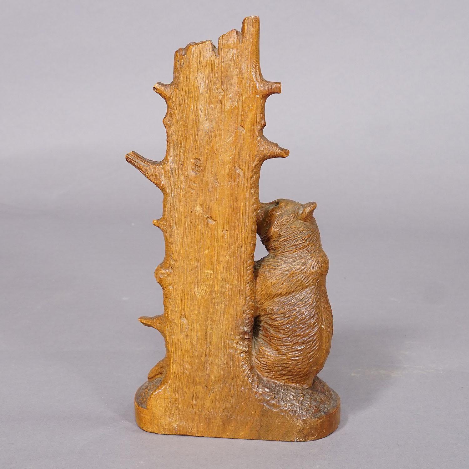 Termómetro de madera tallada Black Forest con oso en Bueno estado para la venta en Berghuelen, DE