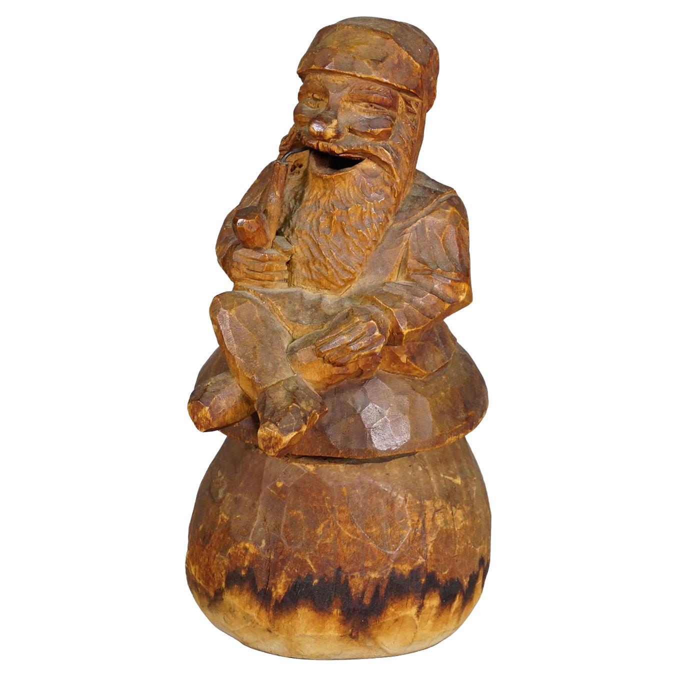 Ein holzgeschnitzter Räucherzwerg - Räuchermännchen, ca. 1930 im Angebot
