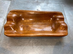 Plat en bois de l'ébéniste et sculpteur français Max Méder