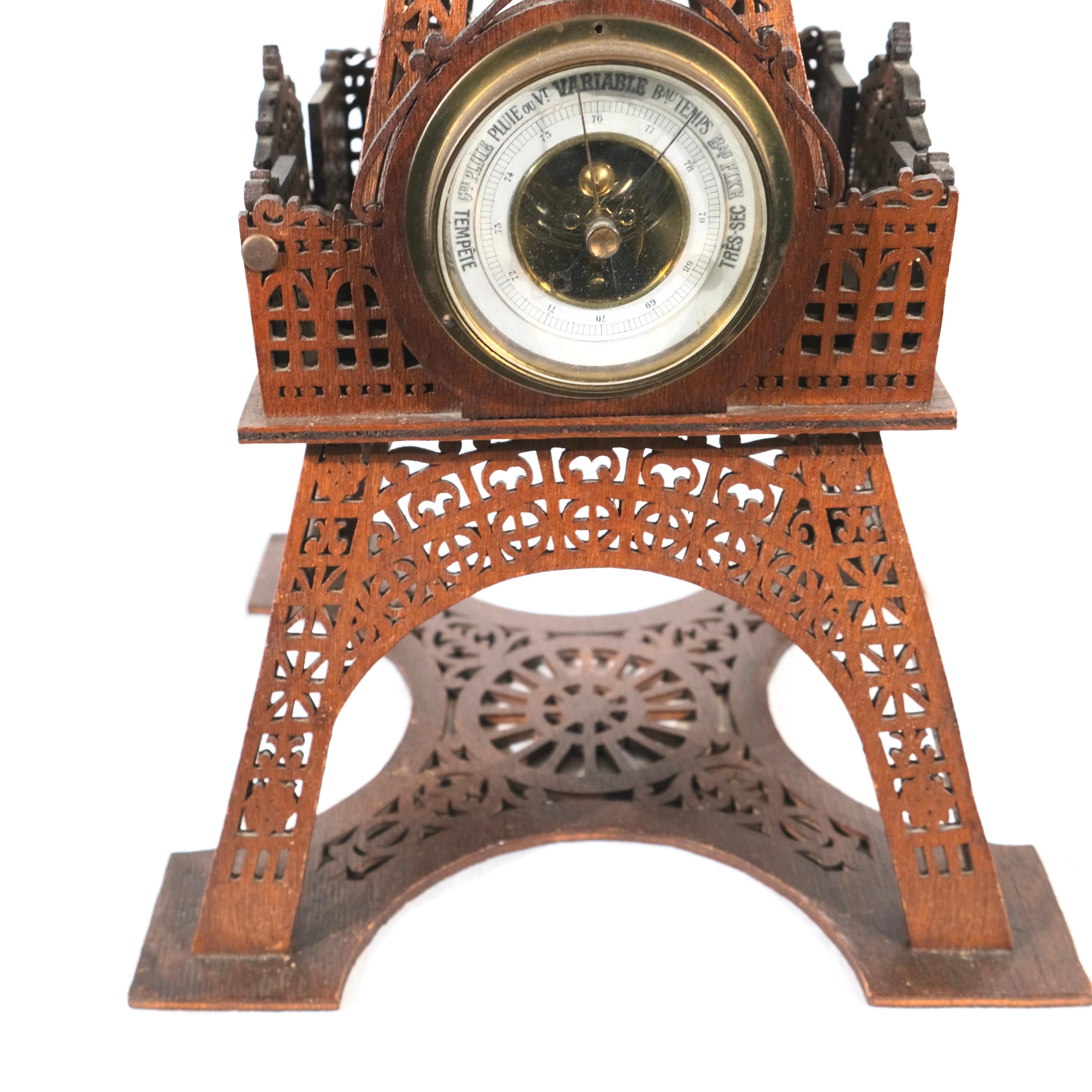 Tour Eiffel avec baromètre et thermomètre, fin du 19e siècle en vente 1
