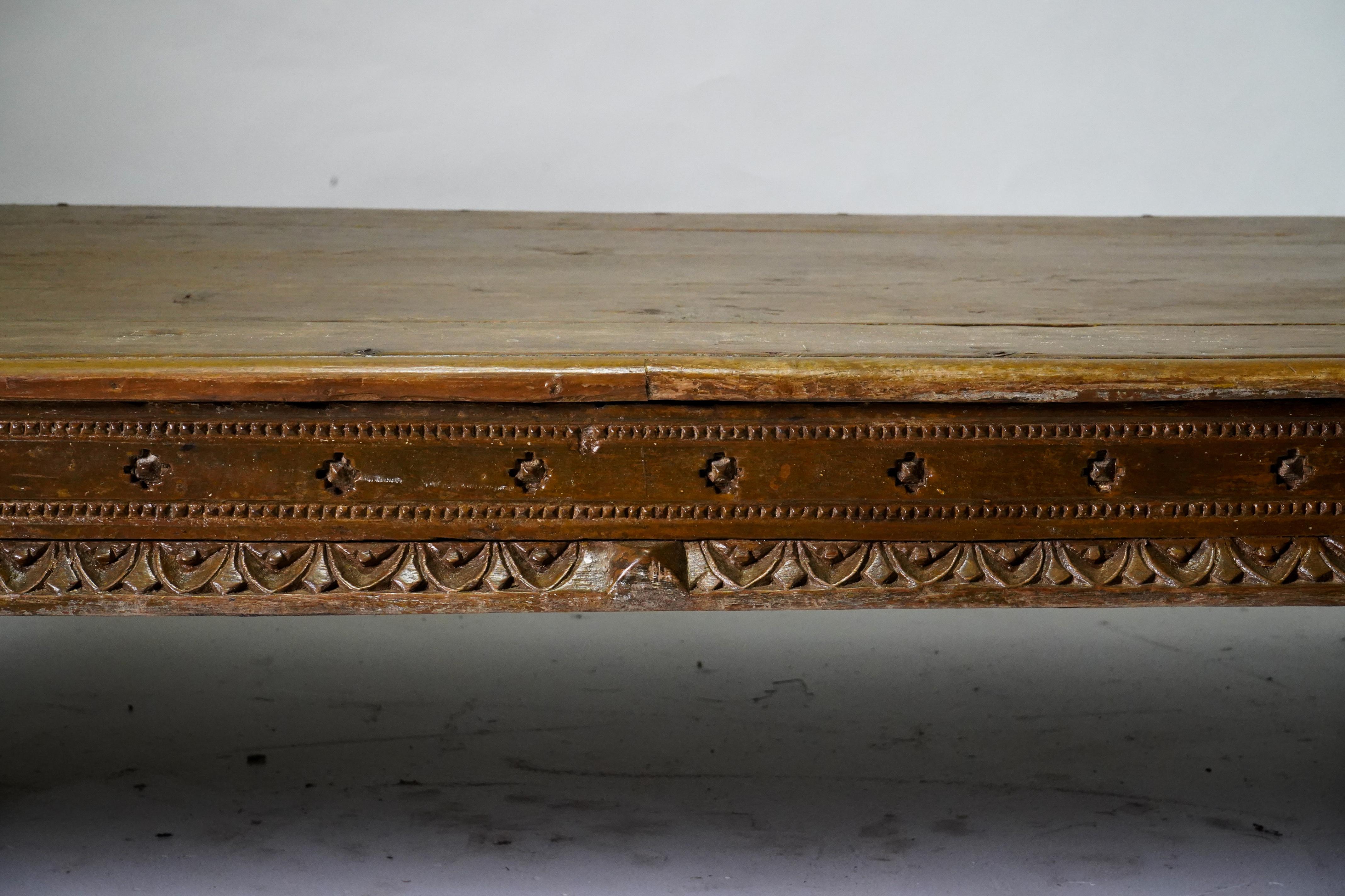 A Wooden Indian Daybed / Coffee Table With Baluster Legs 1