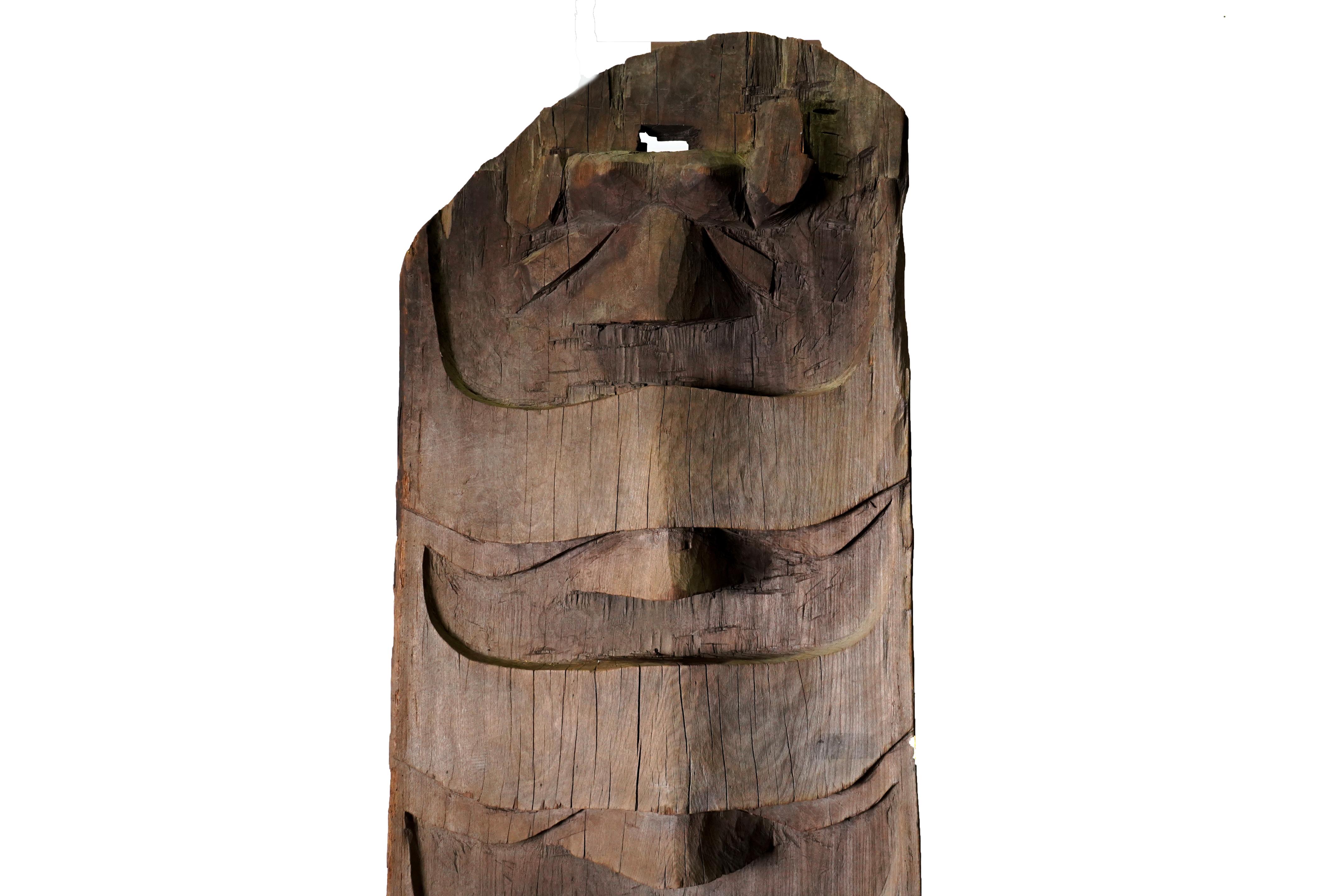 Wooden Naga-Tribe TOTEM In Good Condition In Chicago, IL
