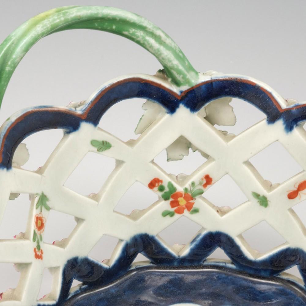 18th Century and Earlier A Worcester First Period Porcelain Oval Pierced Basket, 1765-1770 For Sale