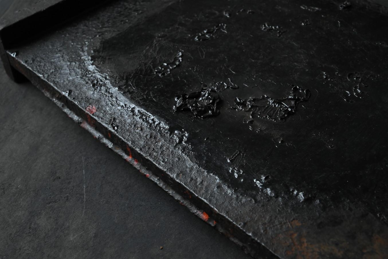 A workbench used by a Japanese lacquerware craftsman/wall-hanging object/20th 10