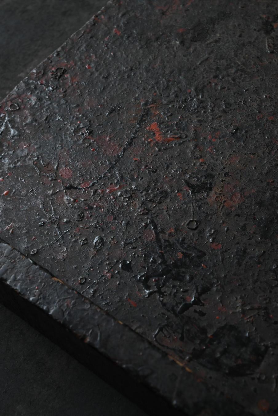 A workbench used by a Japanese lacquerware craftsman/wall-hanging object/20th 2